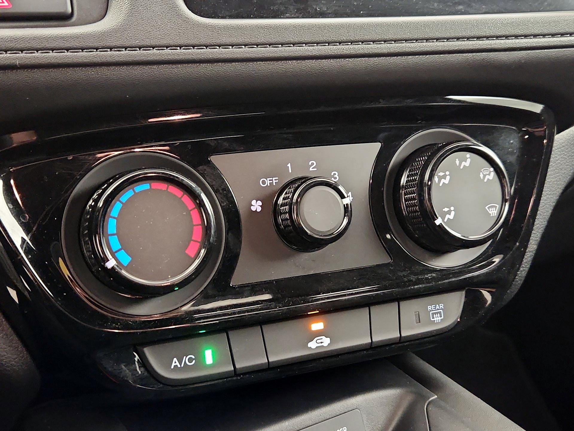Thumbnail: 2019 Honda HR-V - 16