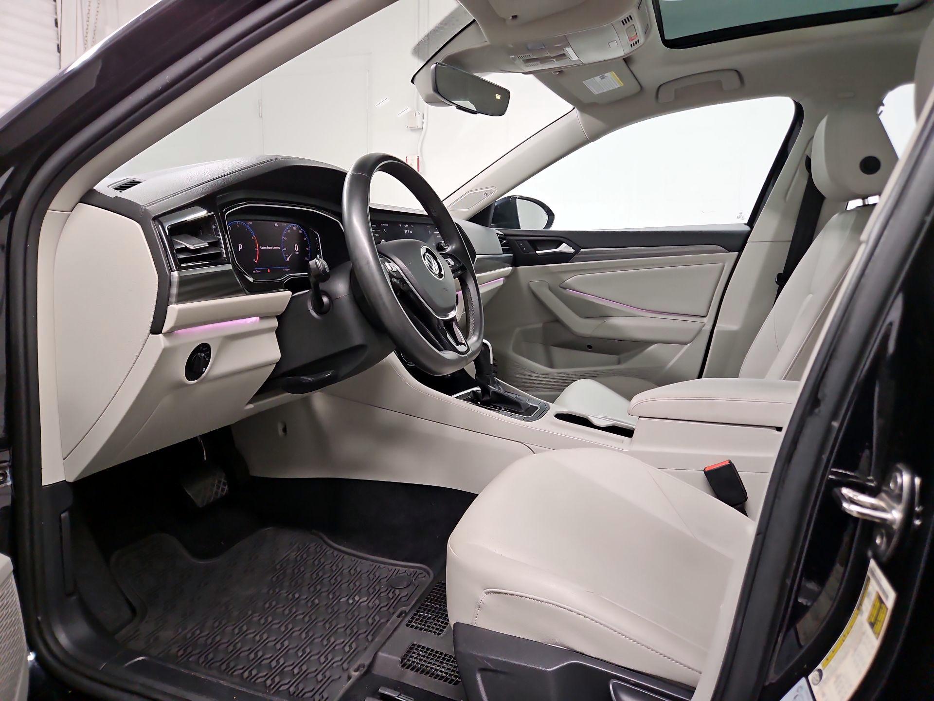 Thumbnail: 2020 Volkswagen Jetta - 11