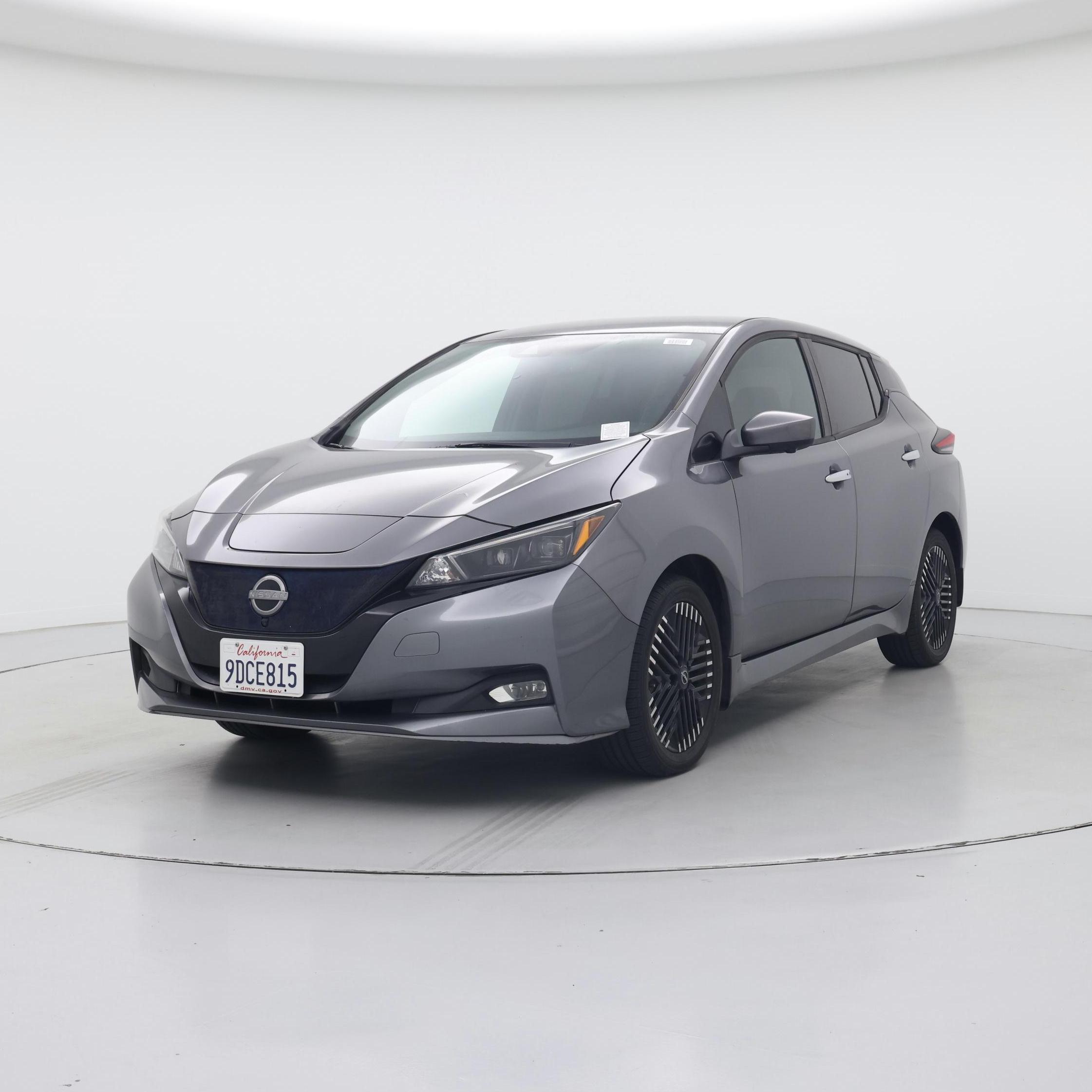 Thumbnail: 2023 Nissan Leaf - 4