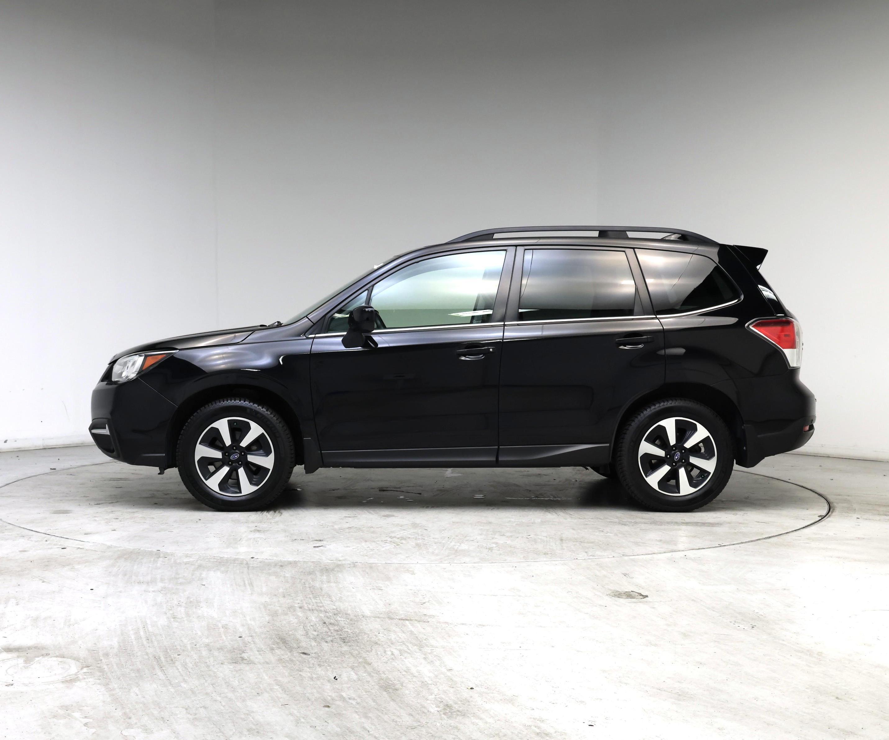 Thumbnail: 2018 Subaru Forester - 3