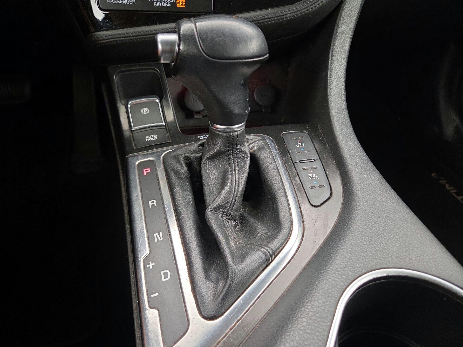 Thumbnail: 2014 Kia Optima - 18