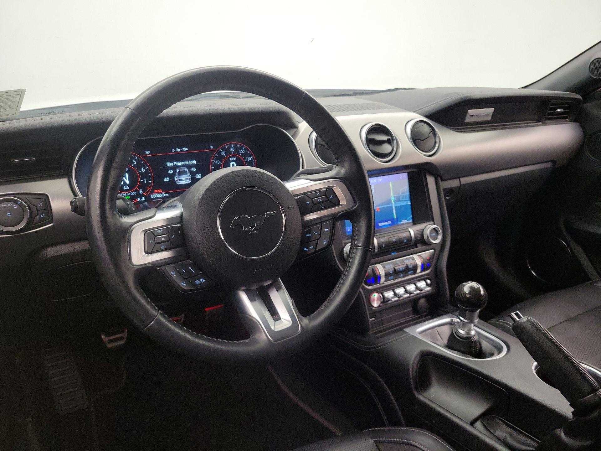 Thumbnail: 2022 Ford Mustang - 9