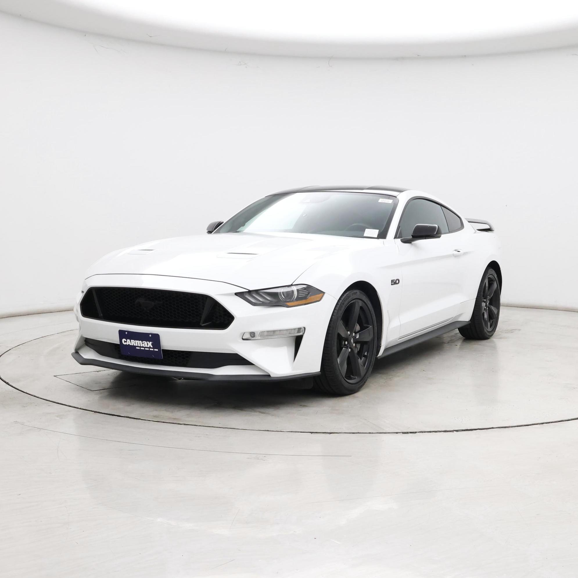 Thumbnail: 2022 Ford Mustang - 4