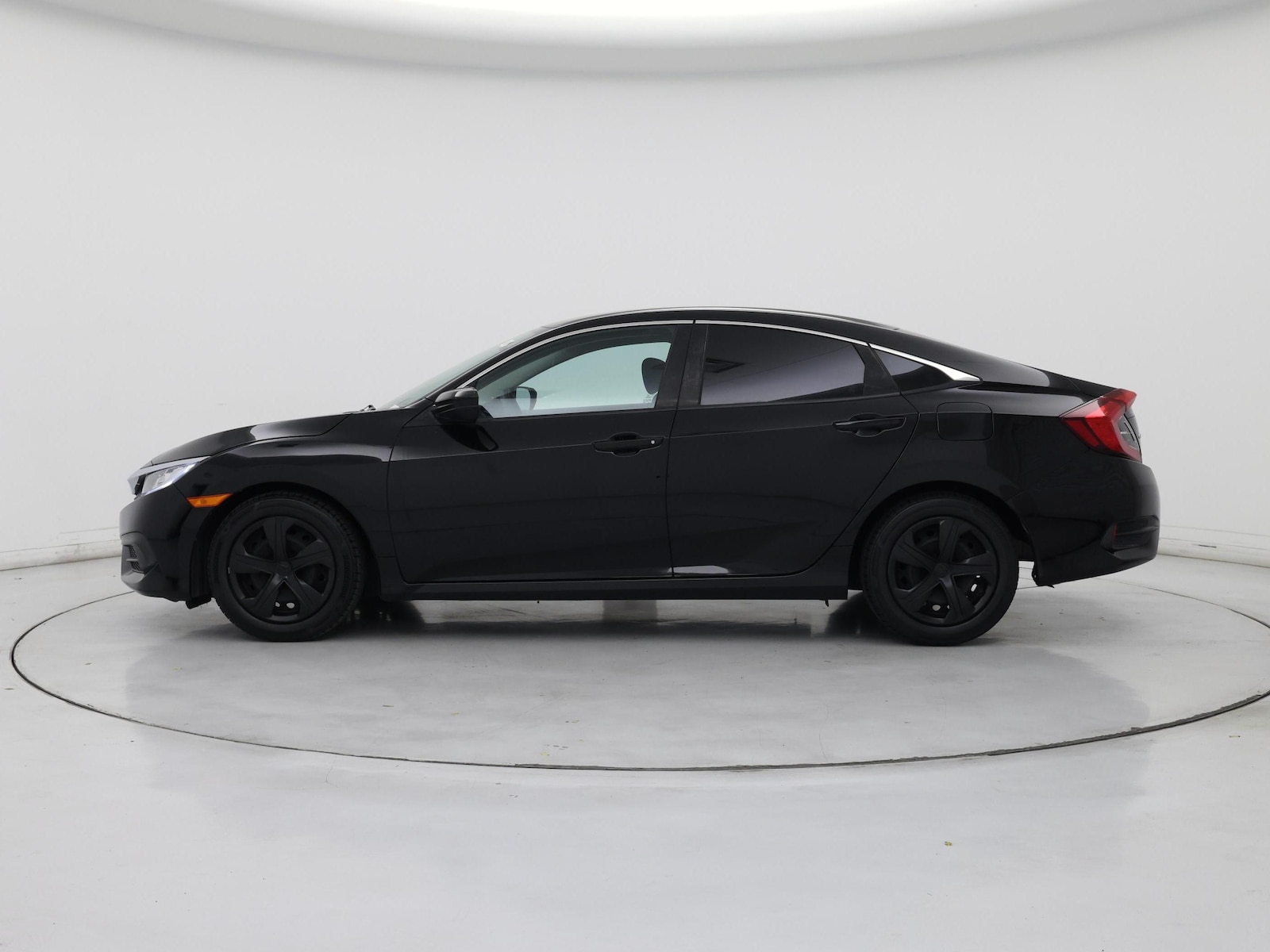 2018 Honda Civic LX - Photo 4
