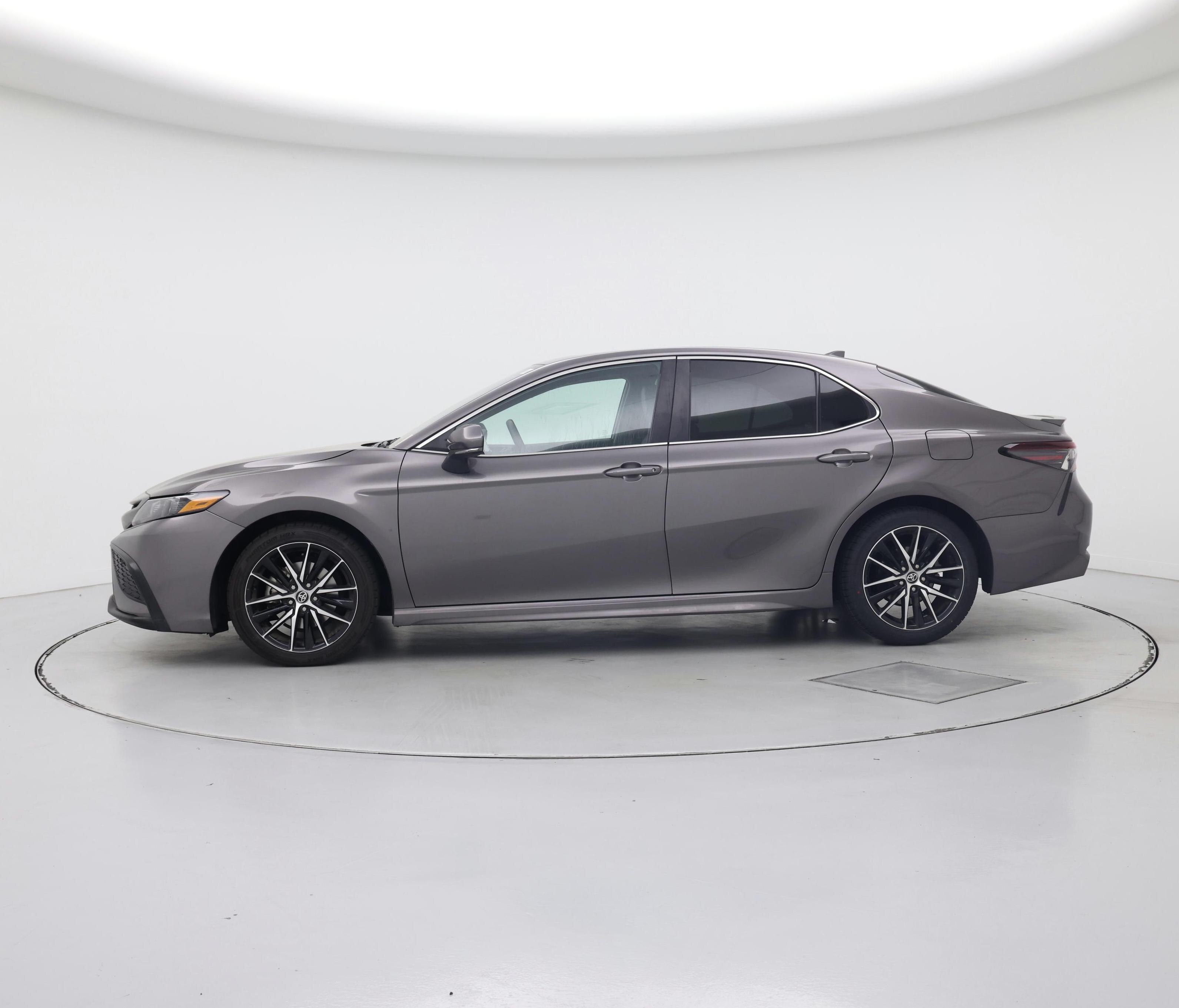 Thumbnail: 2024 Toyota Camry - 3