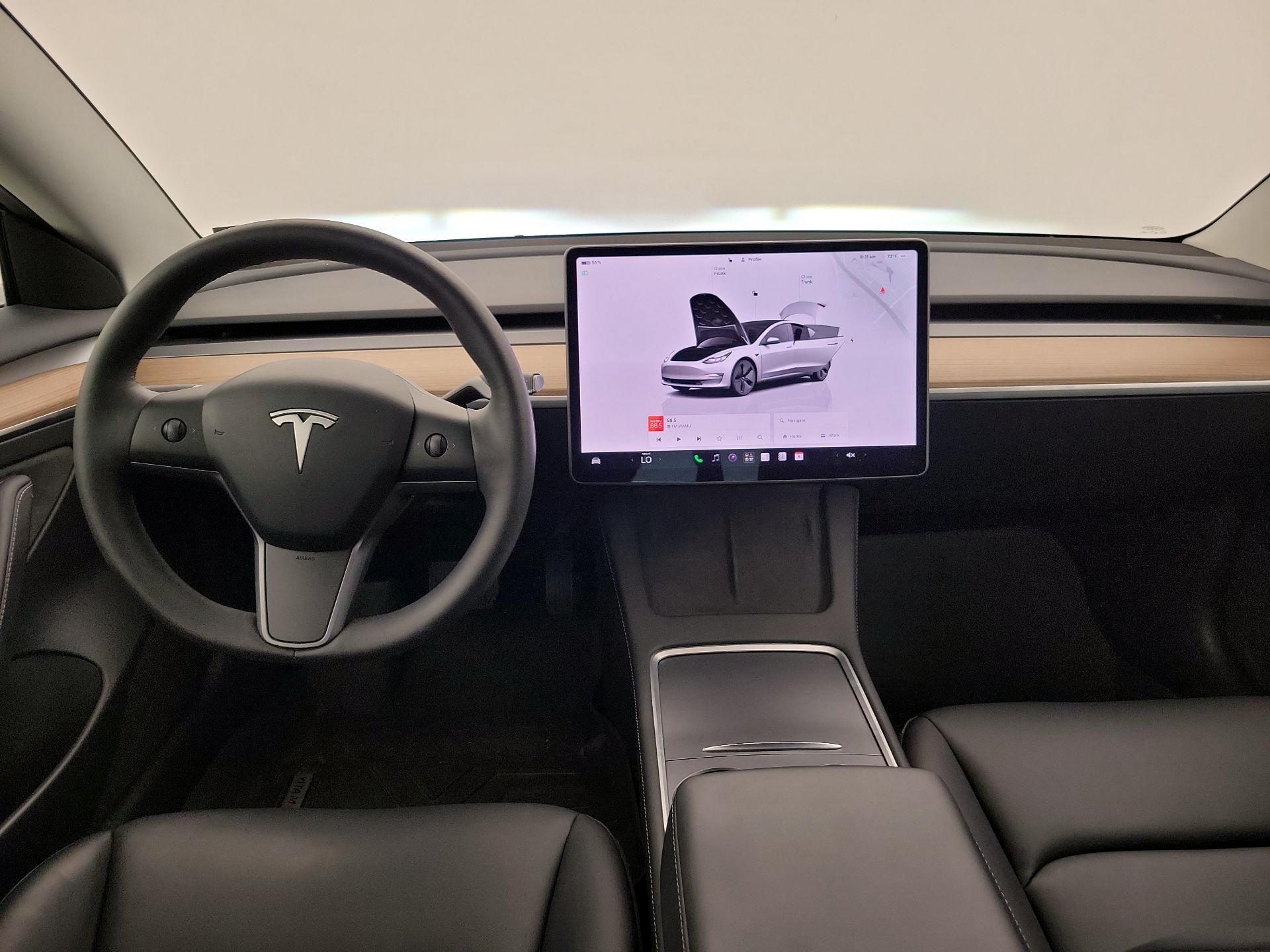 Thumbnail: 2023 Tesla Model 3 - 9