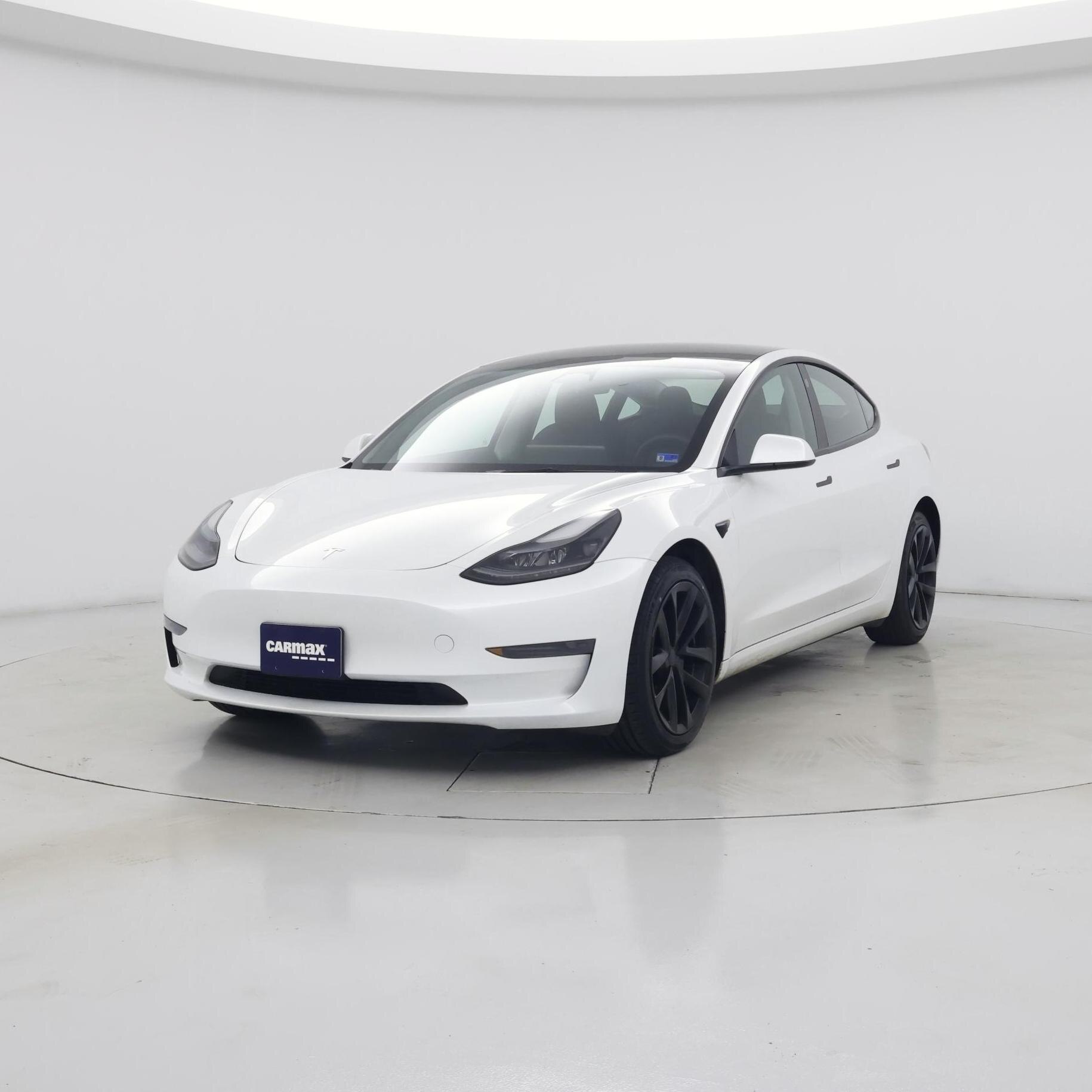 Thumbnail: 2023 Tesla Model 3 - 4