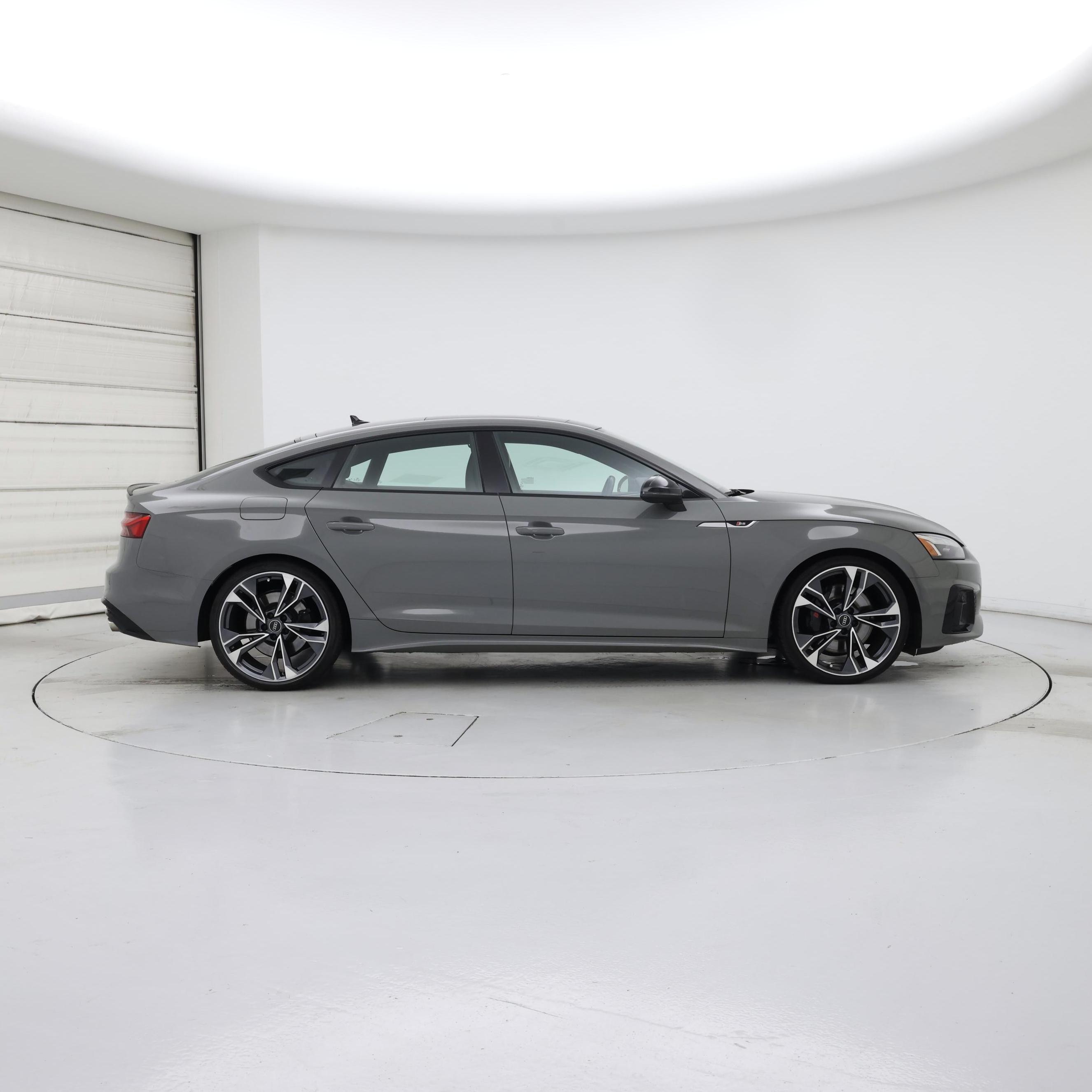 Thumbnail: 2021 Audi S5 - 7