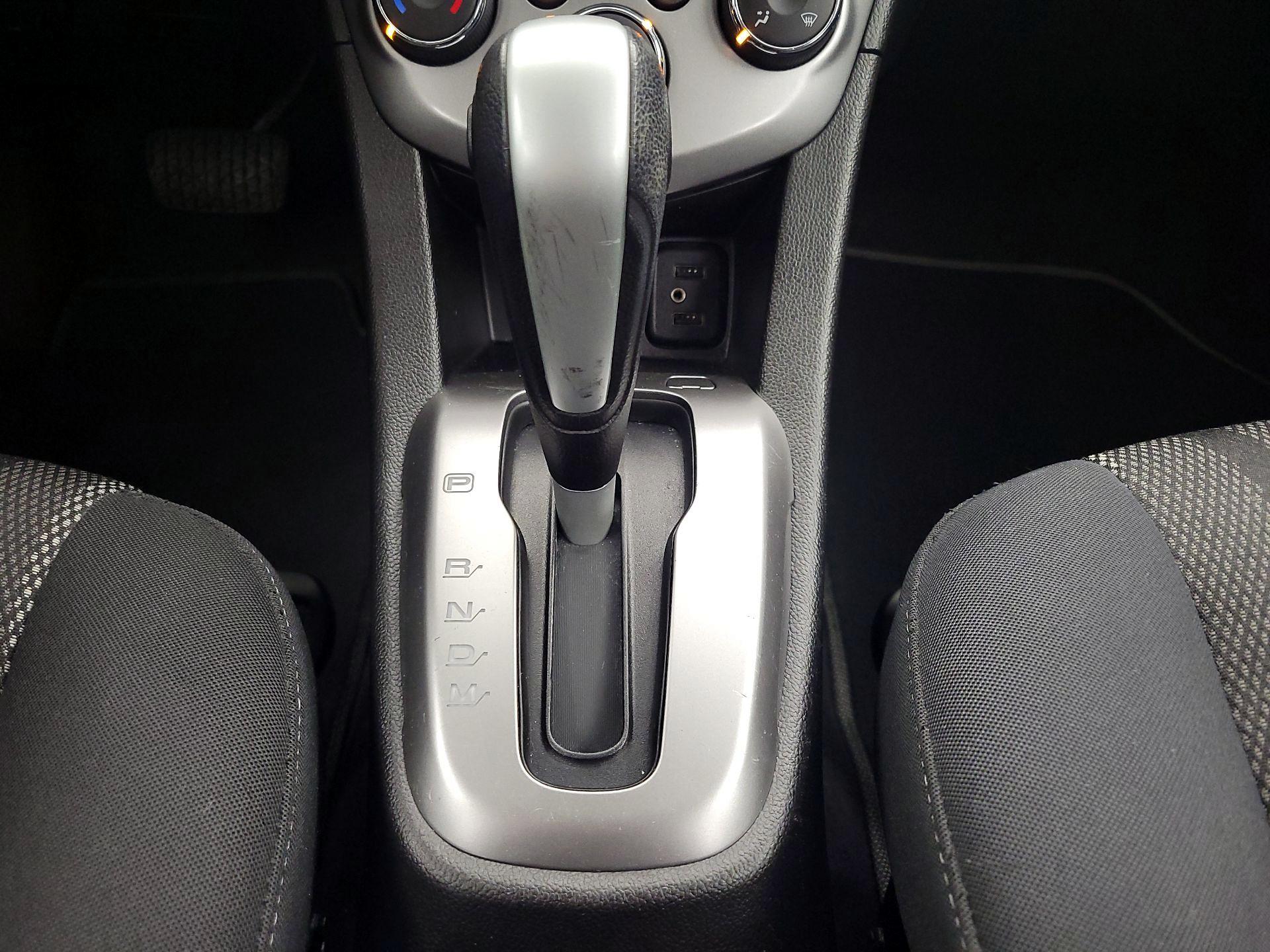 Thumbnail: 2018 Chevrolet Sonic - 17