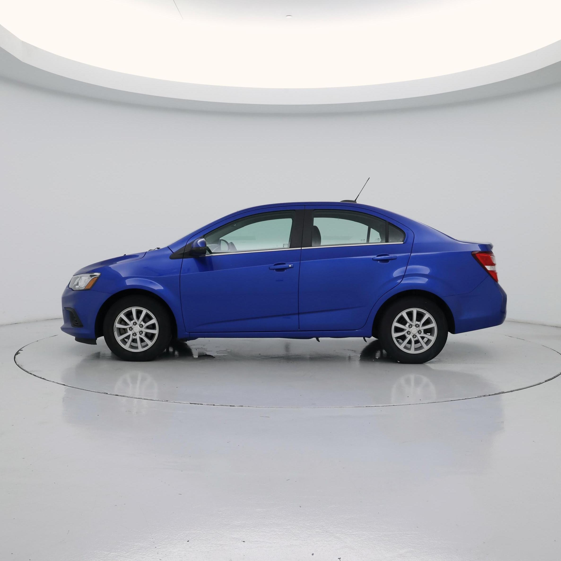 Thumbnail: 2018 Chevrolet Sonic - 3