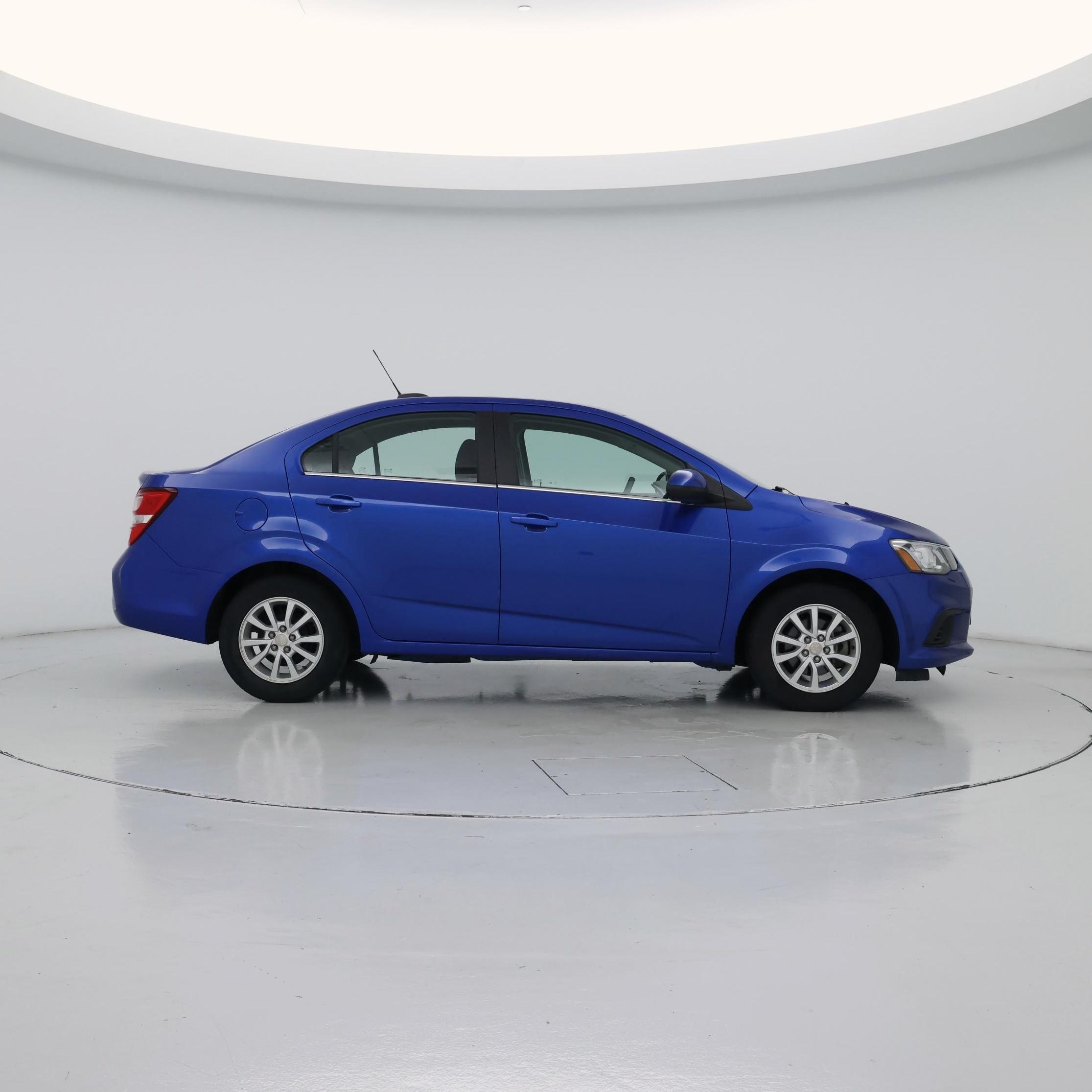 Thumbnail: 2018 Chevrolet Sonic - 7