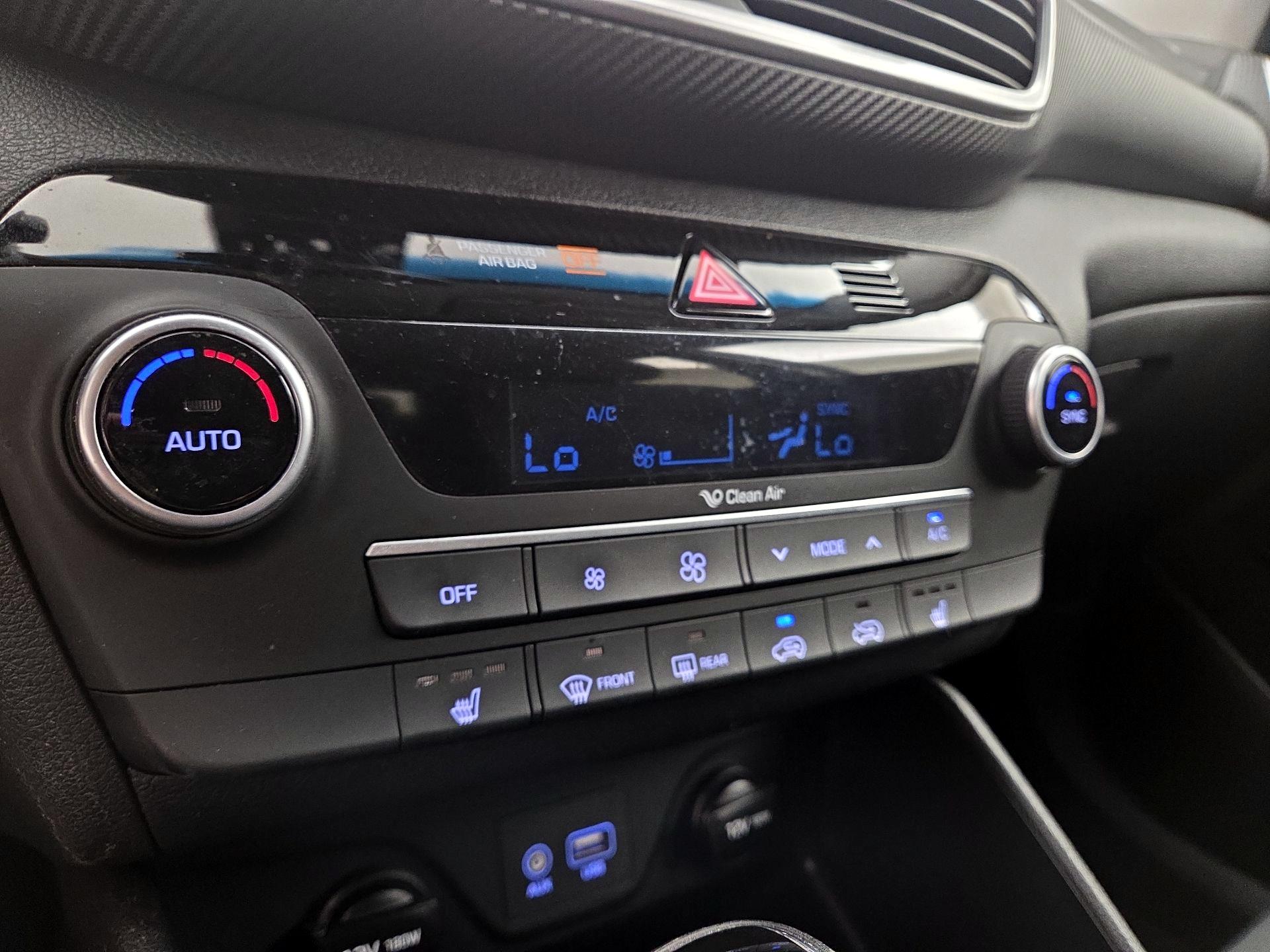 Thumbnail: 2019 Hyundai Tucson - 16
