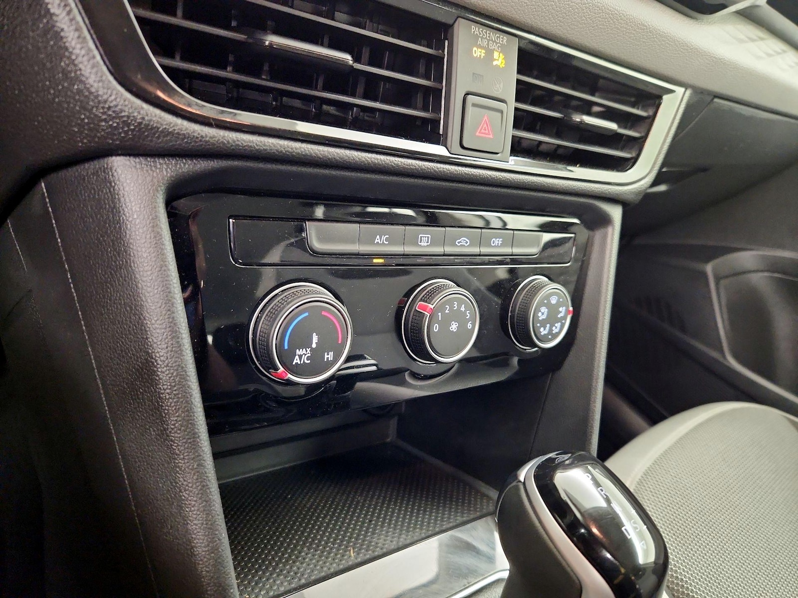 2023 Volkswagen Taos S - Photo 17
