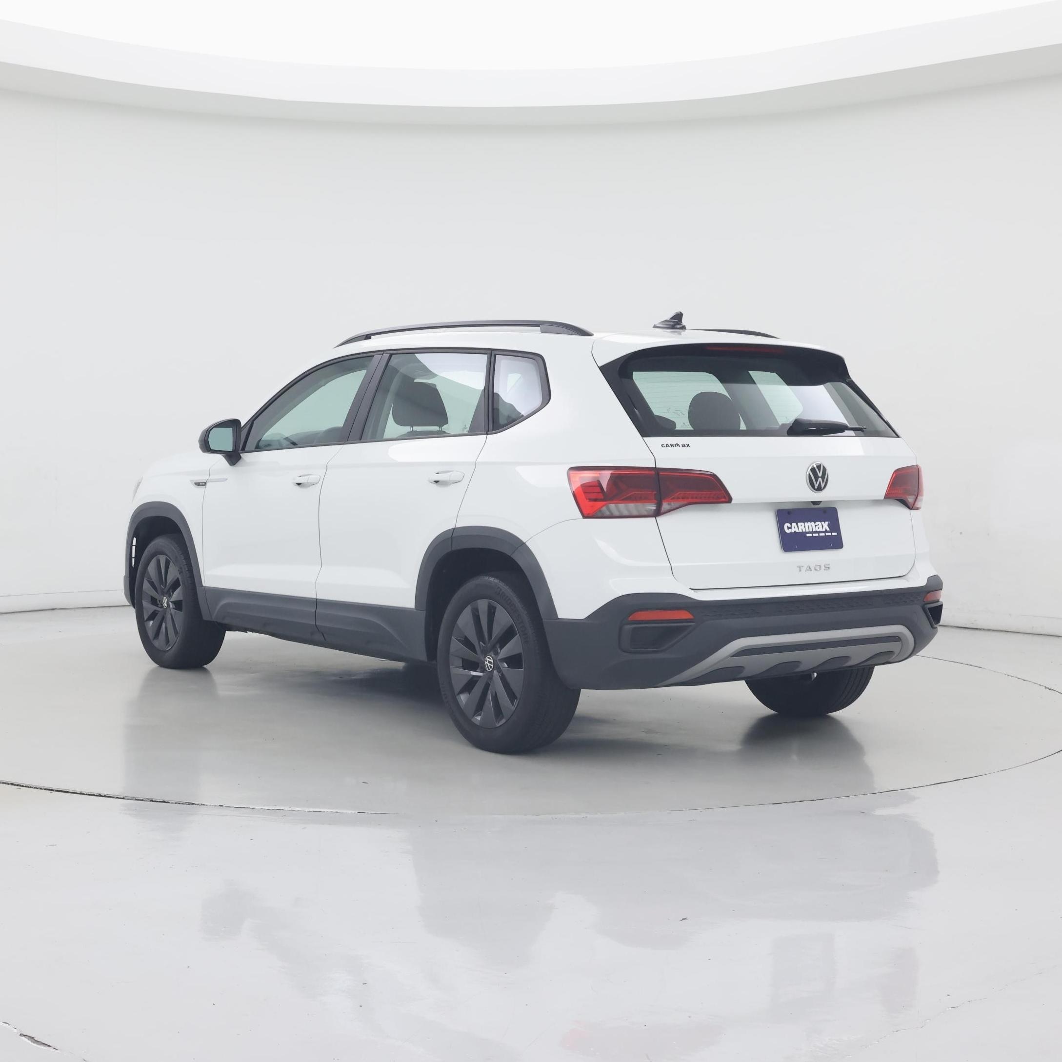 Thumbnail: 2023 Volkswagen Taos - 2