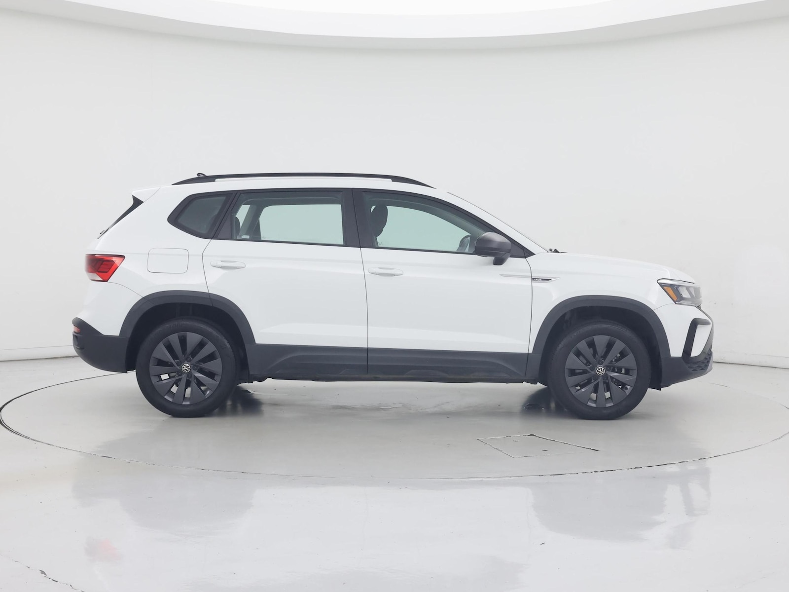 2023 Volkswagen Taos S - Photo 8