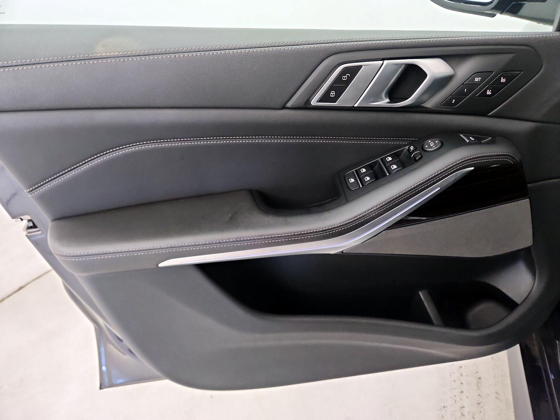 Thumbnail: 2020 BMW X5 - 12