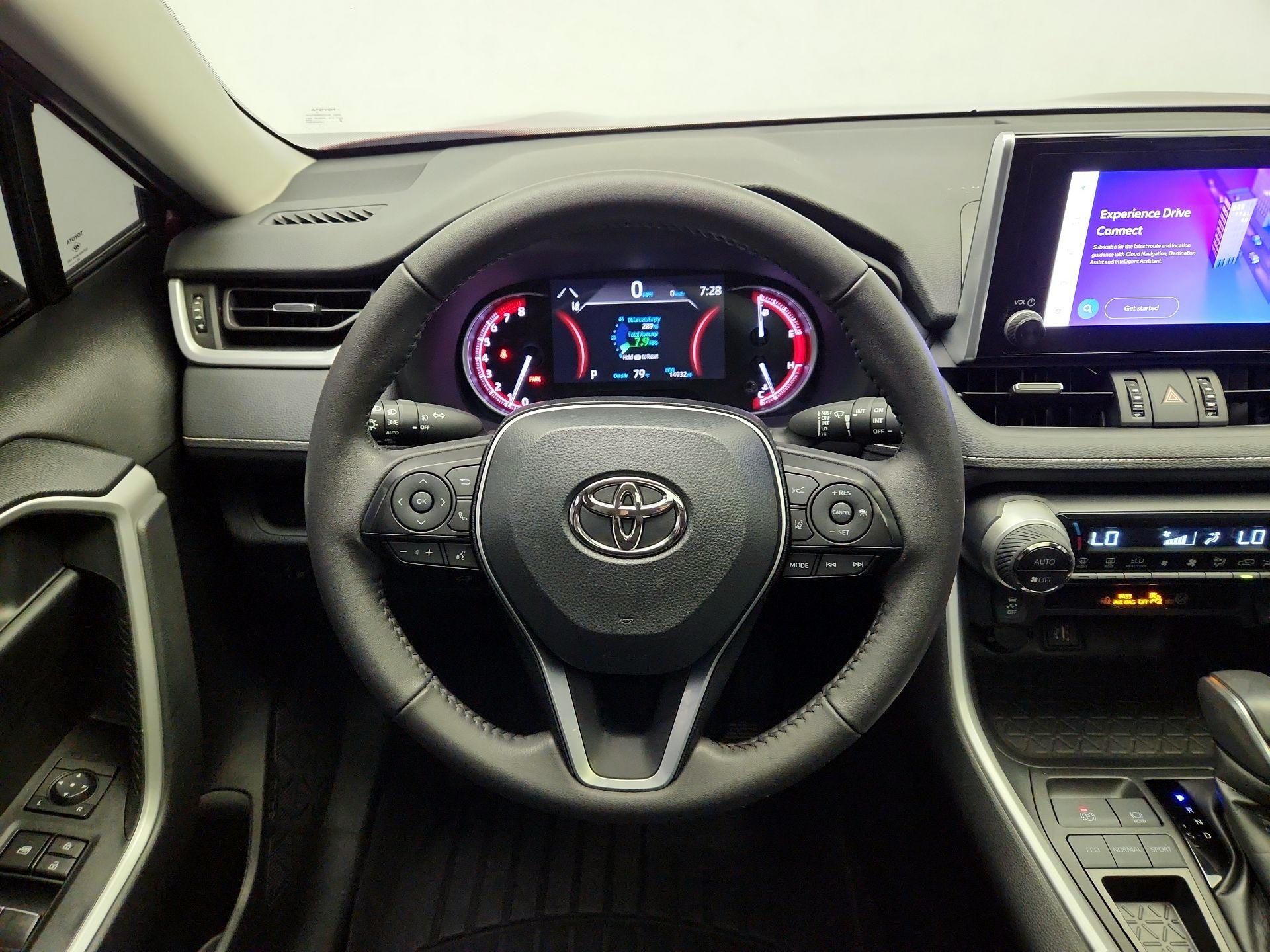 Thumbnail: 2024 Toyota RAV4 - 10