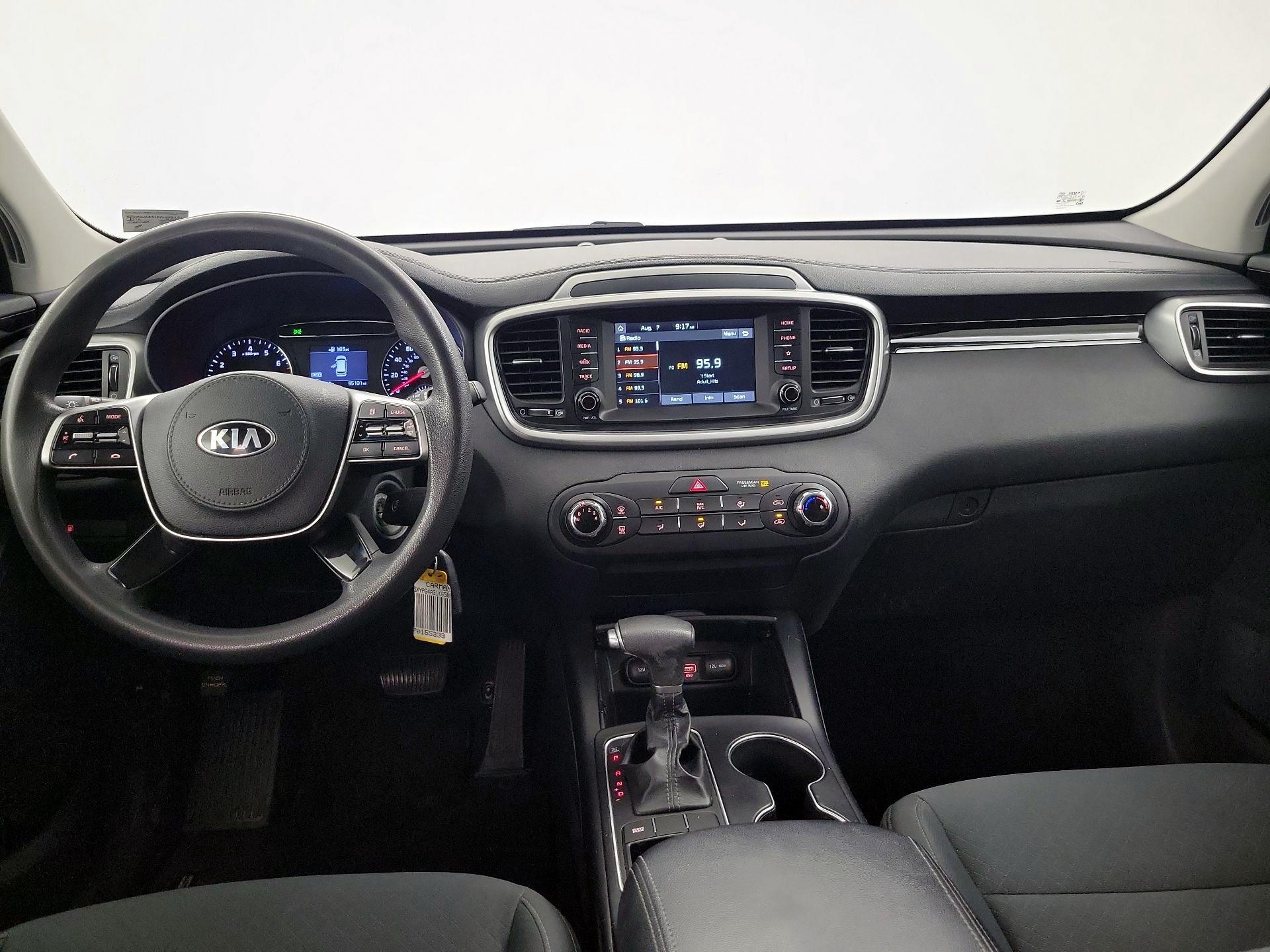 Thumbnail: 2019 Kia Sorento - 9