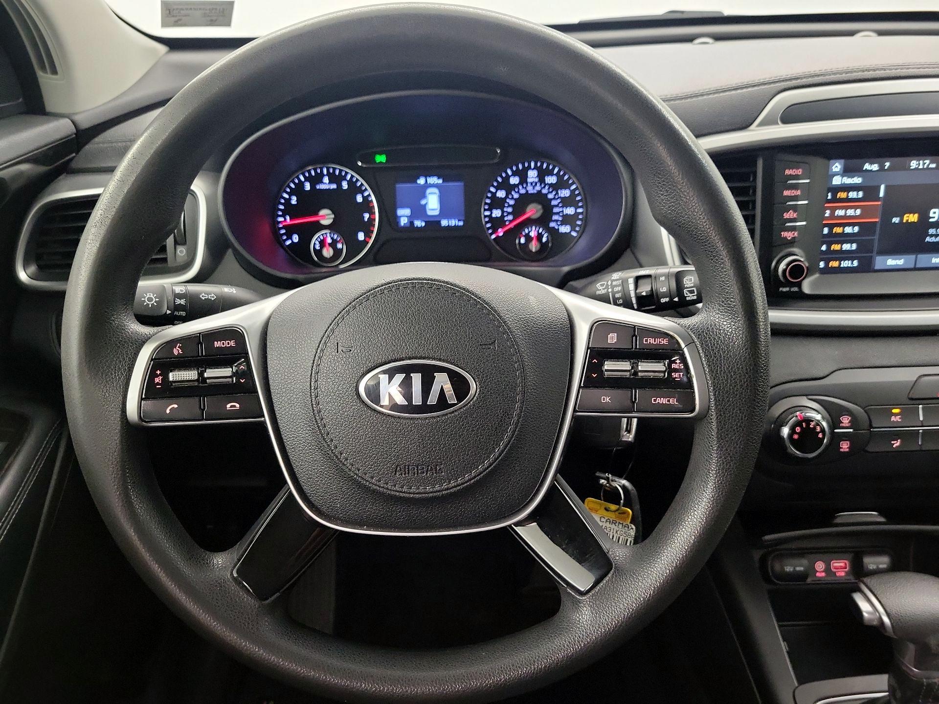 Thumbnail: 2019 Kia Sorento - 10