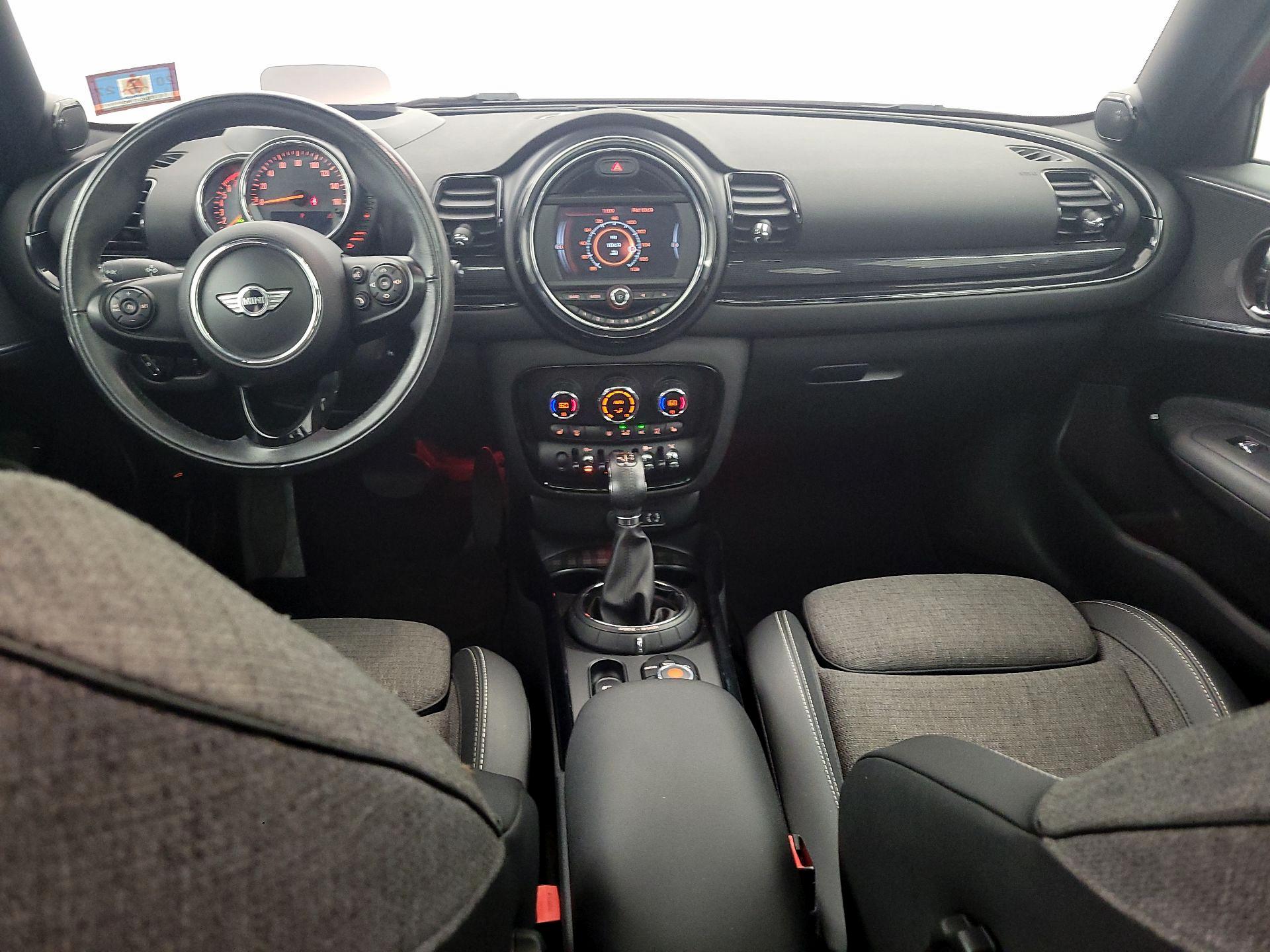 Thumbnail: 2016 MINI Cooper Clubman - 9