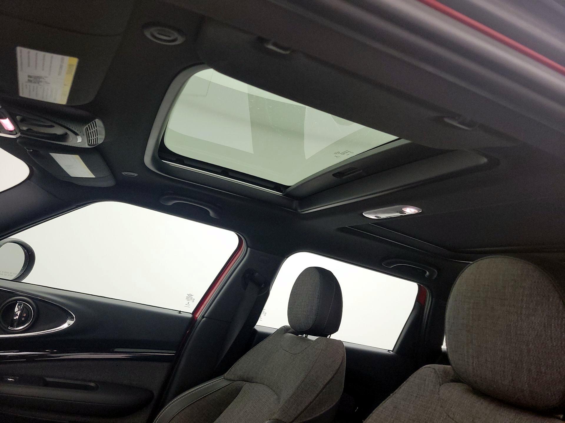 Thumbnail: 2016 MINI Cooper Clubman - 18