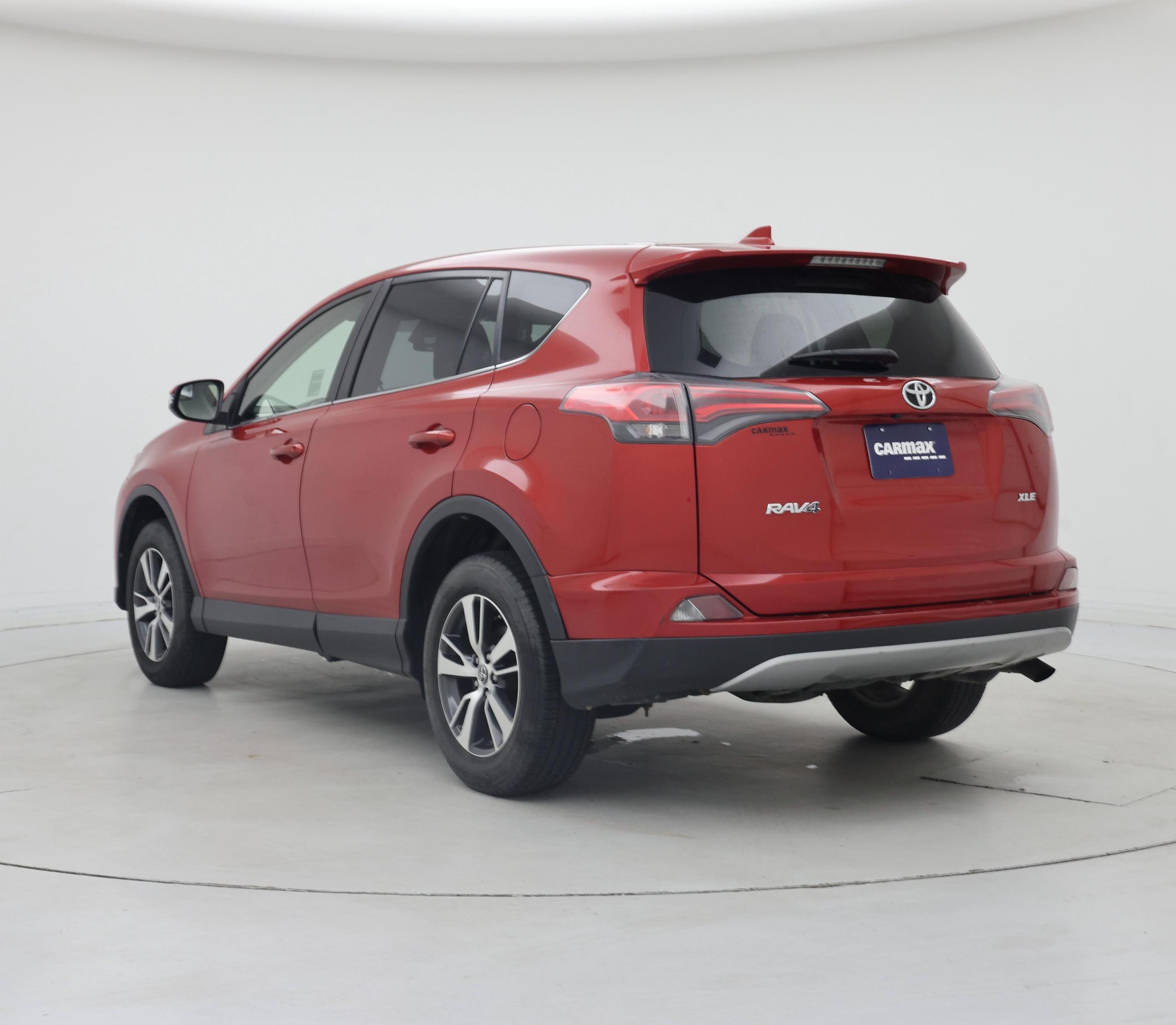 Thumbnail: 2017 Toyota RAV4 - 2