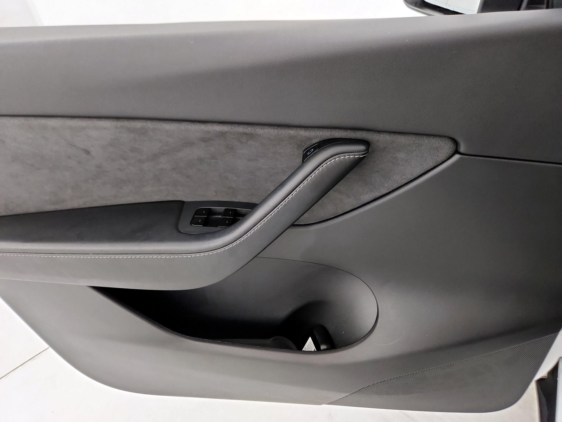 Thumbnail: 2021 Tesla Model Y - 12