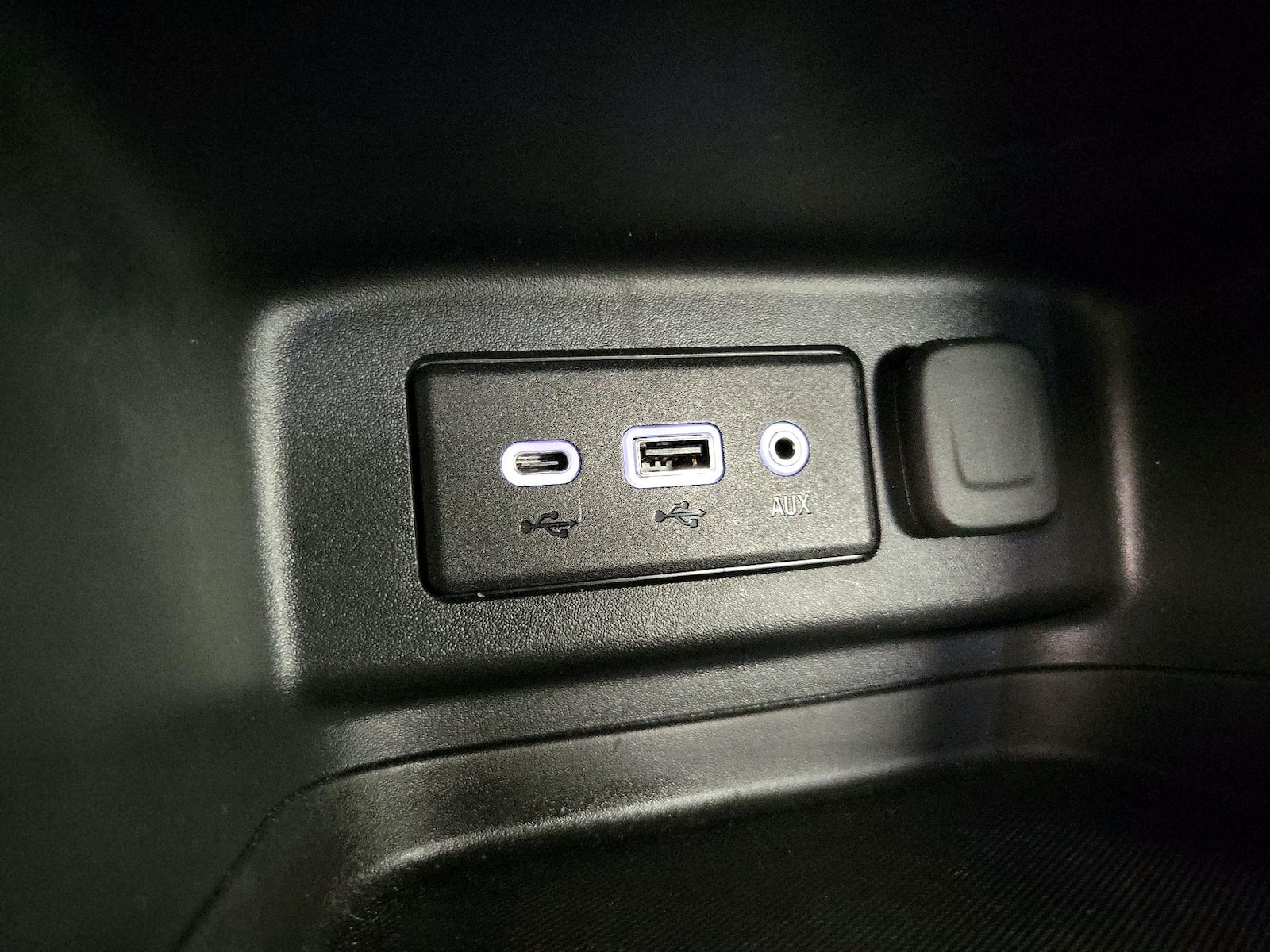 2021 Chevrolet Equinox LS - Photo 17