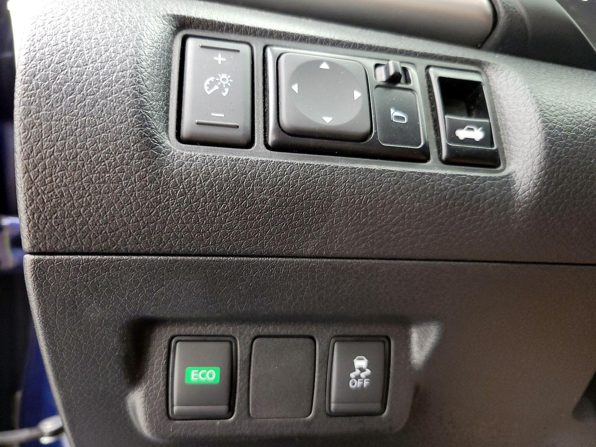 Thumbnail: 2019 Nissan Sentra - 13