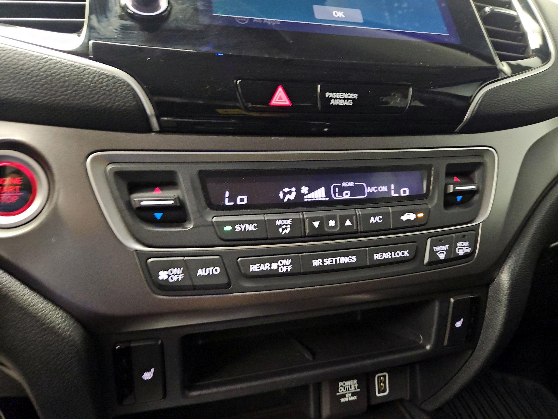 Thumbnail: 2020 Honda Pilot - 16