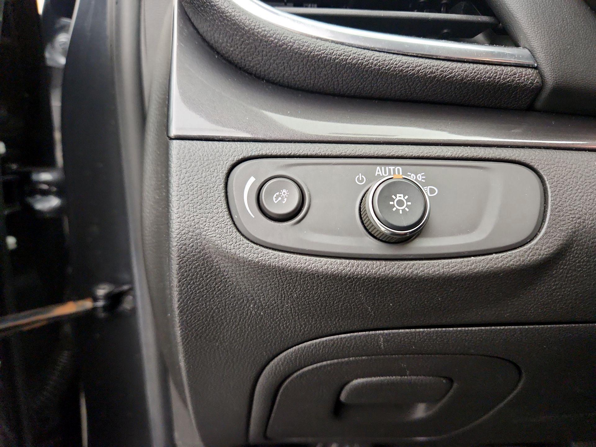 Thumbnail: 2018 Buick Encore - 13