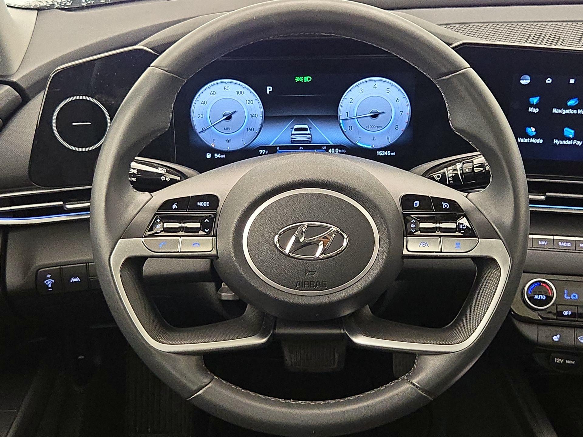 Thumbnail: 2023 Hyundai Elantra - 10