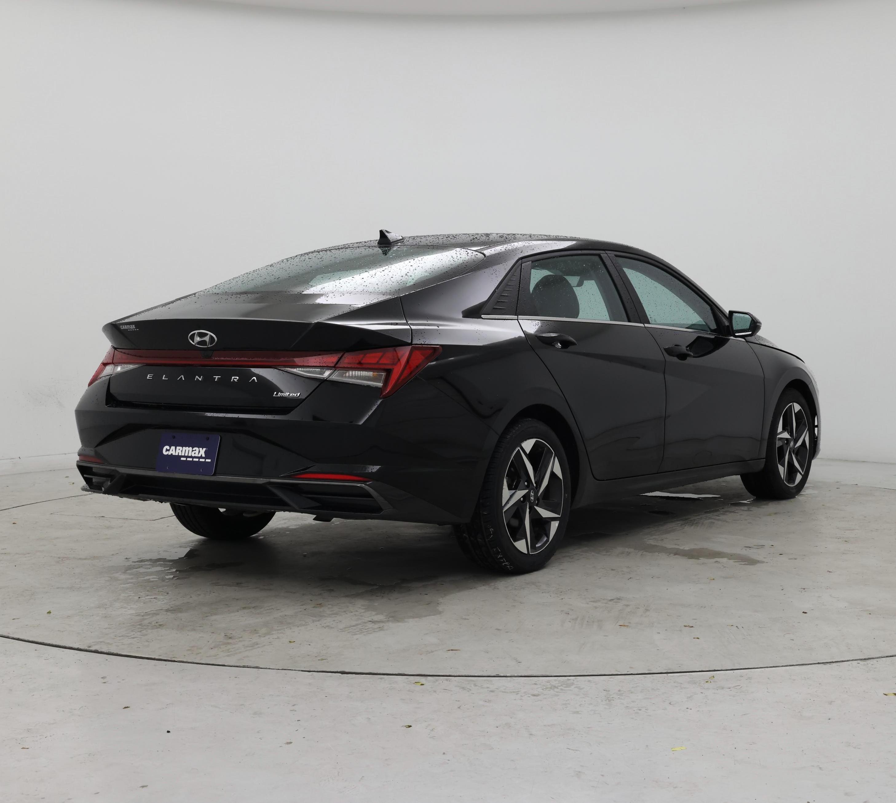 Thumbnail: 2023 Hyundai Elantra - 8