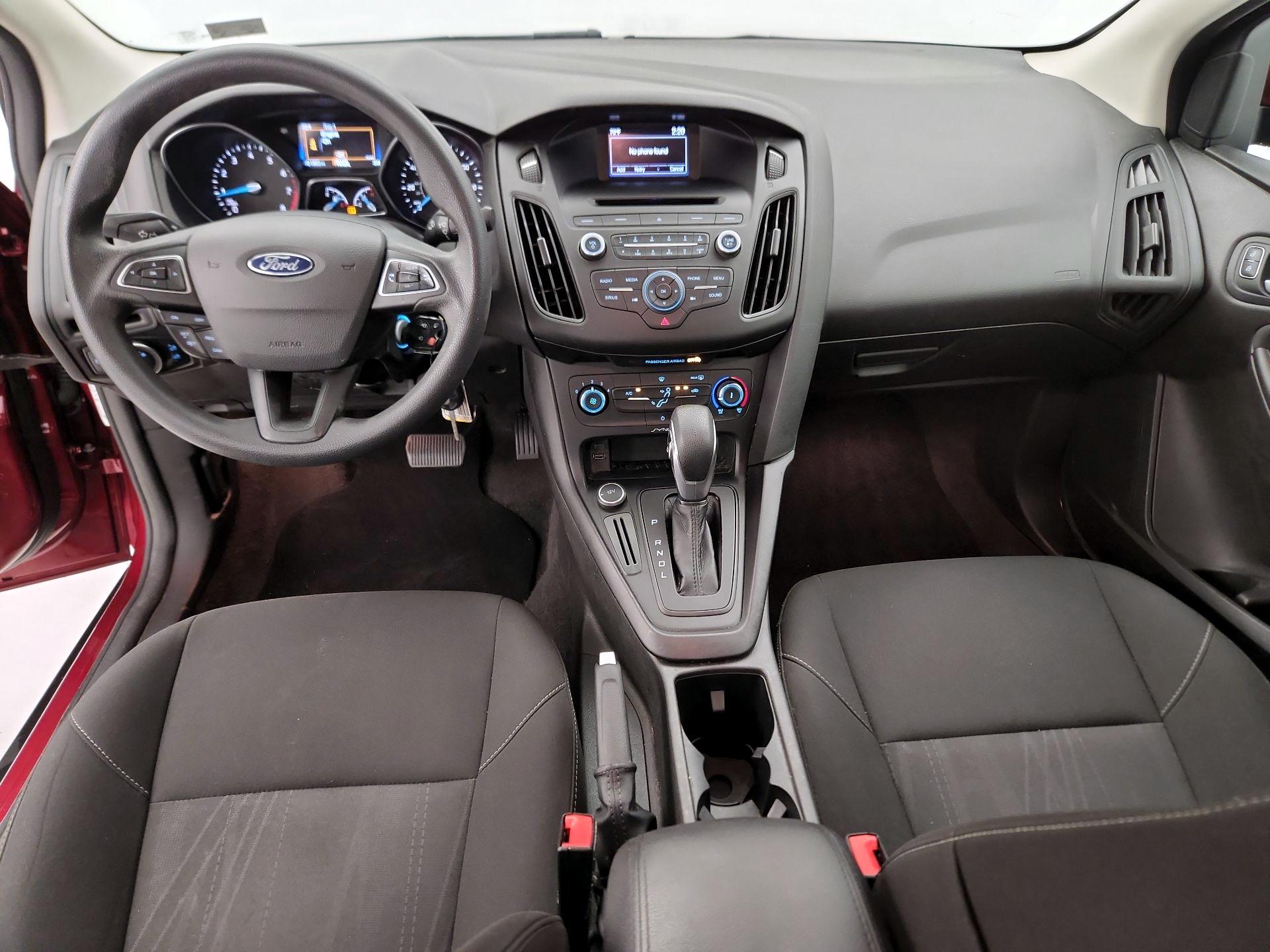 Thumbnail: 2017 Ford Focus - 9