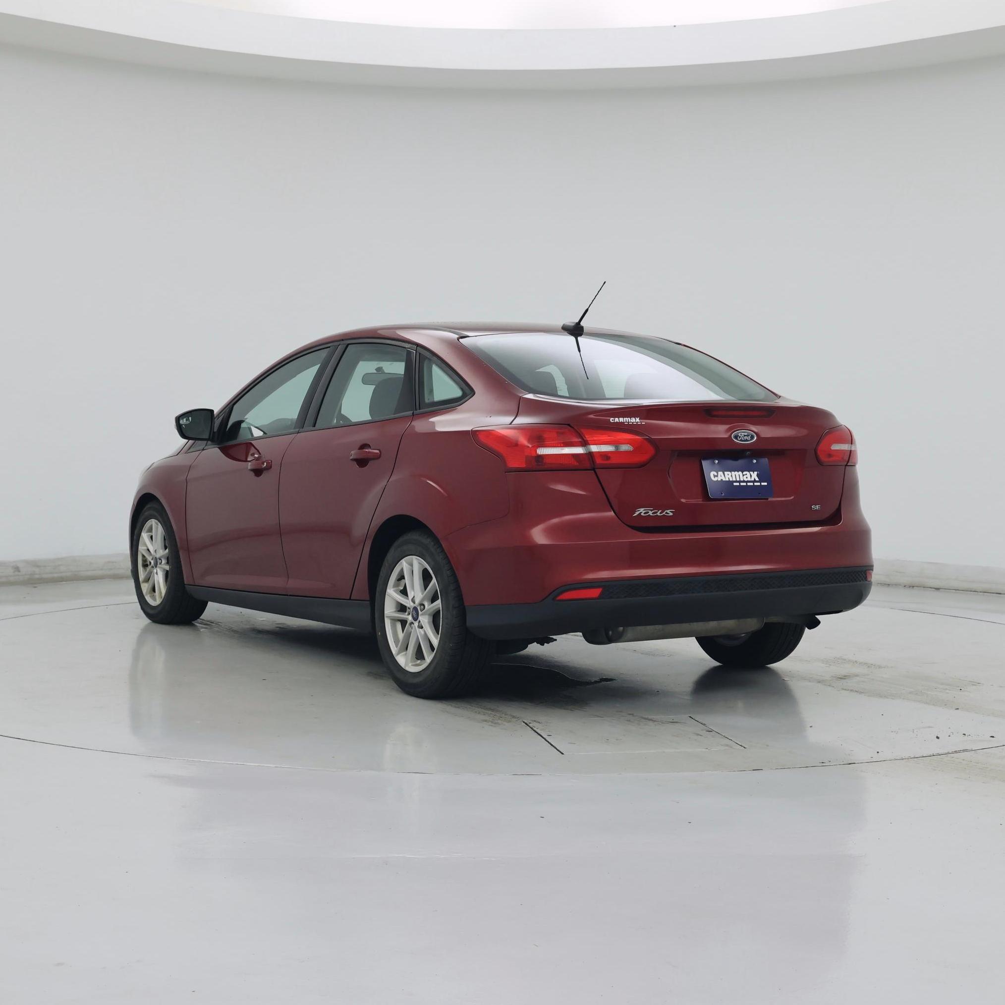 Thumbnail: 2017 Ford Focus - 2
