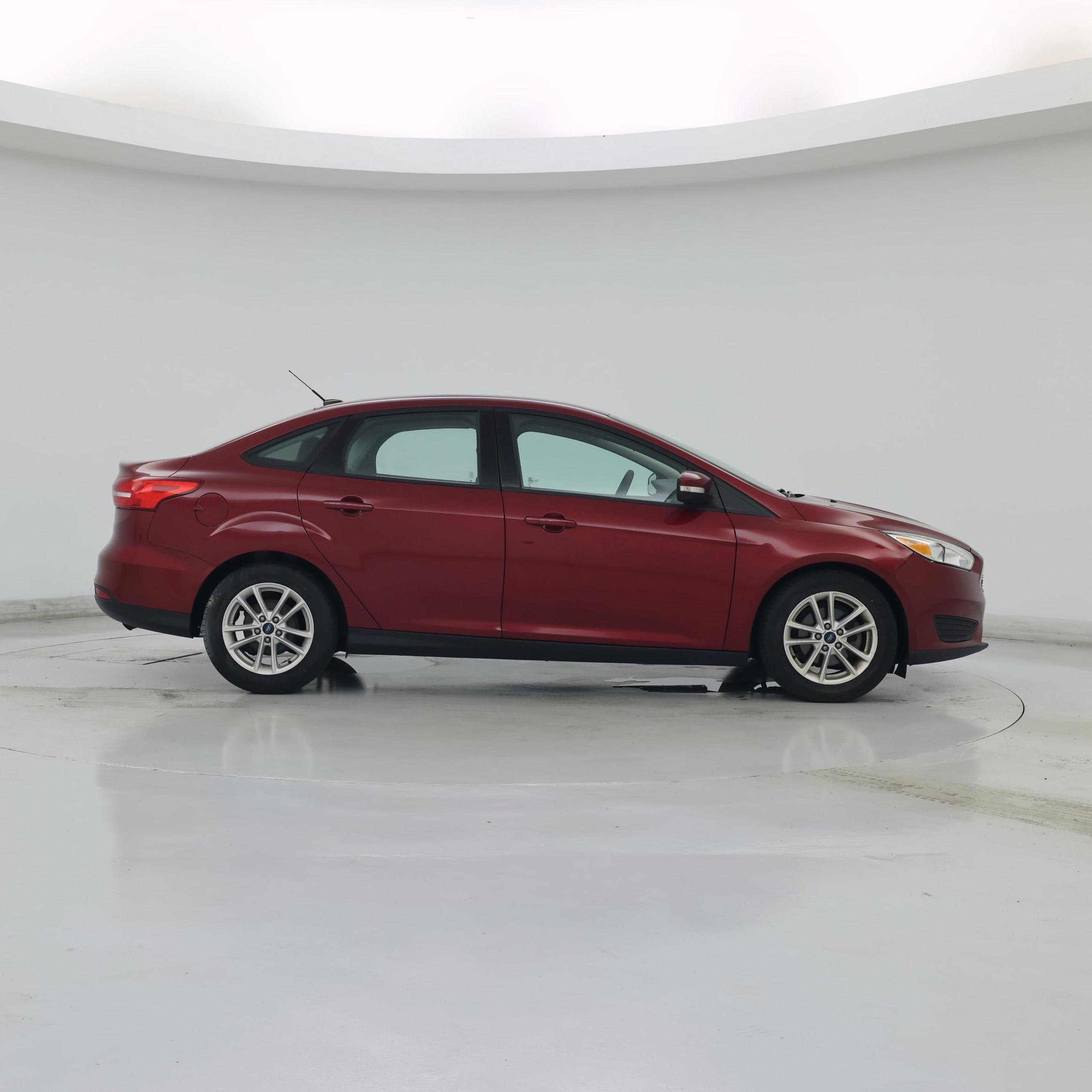 Thumbnail: 2017 Ford Focus - 7