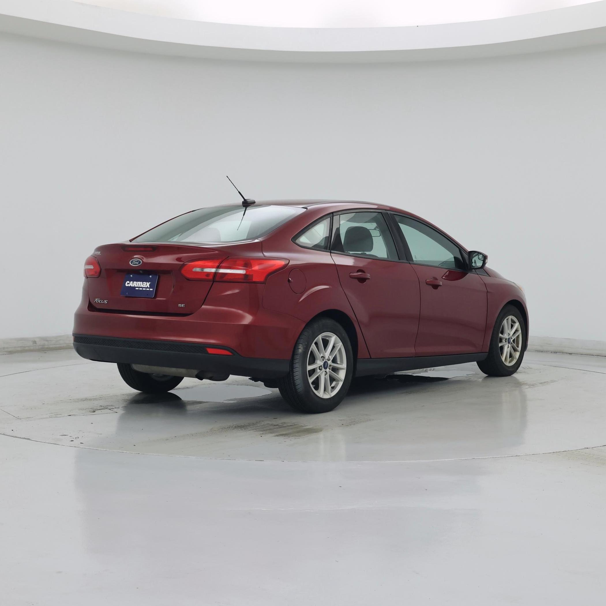 Thumbnail: 2017 Ford Focus - 8