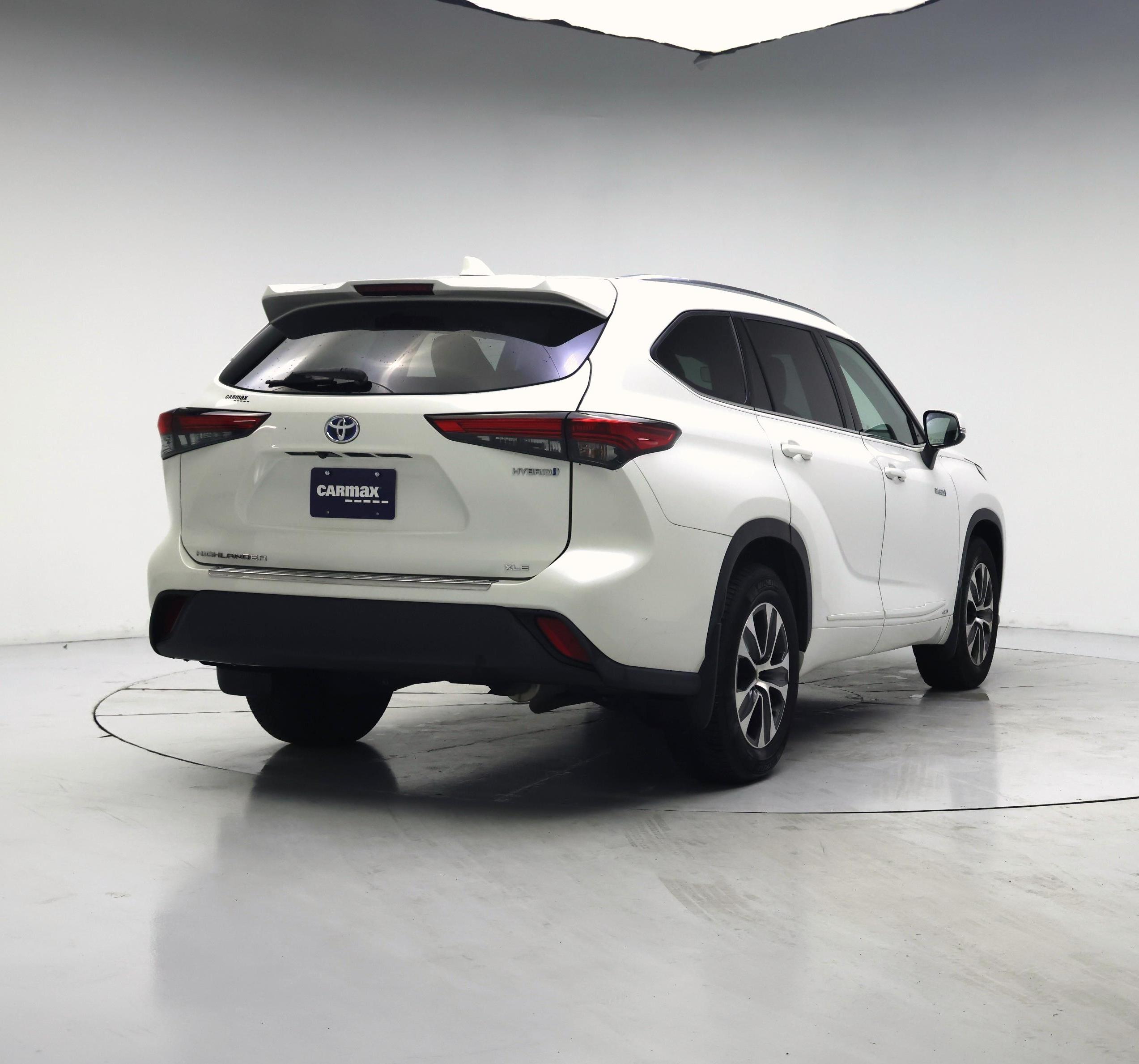 Thumbnail: 2020 Toyota Highlander - 8