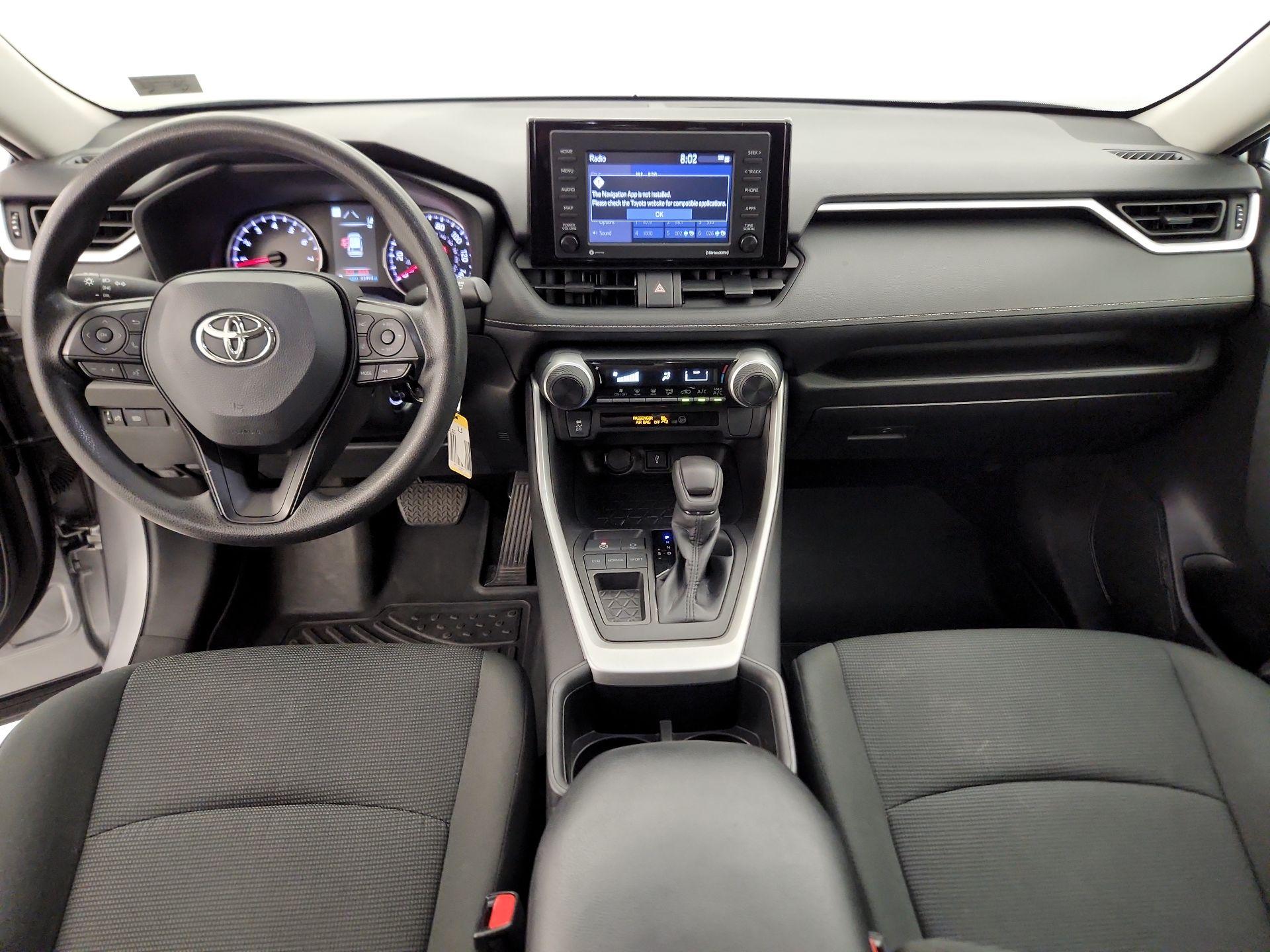 Thumbnail: 2022 Toyota RAV4 - 9