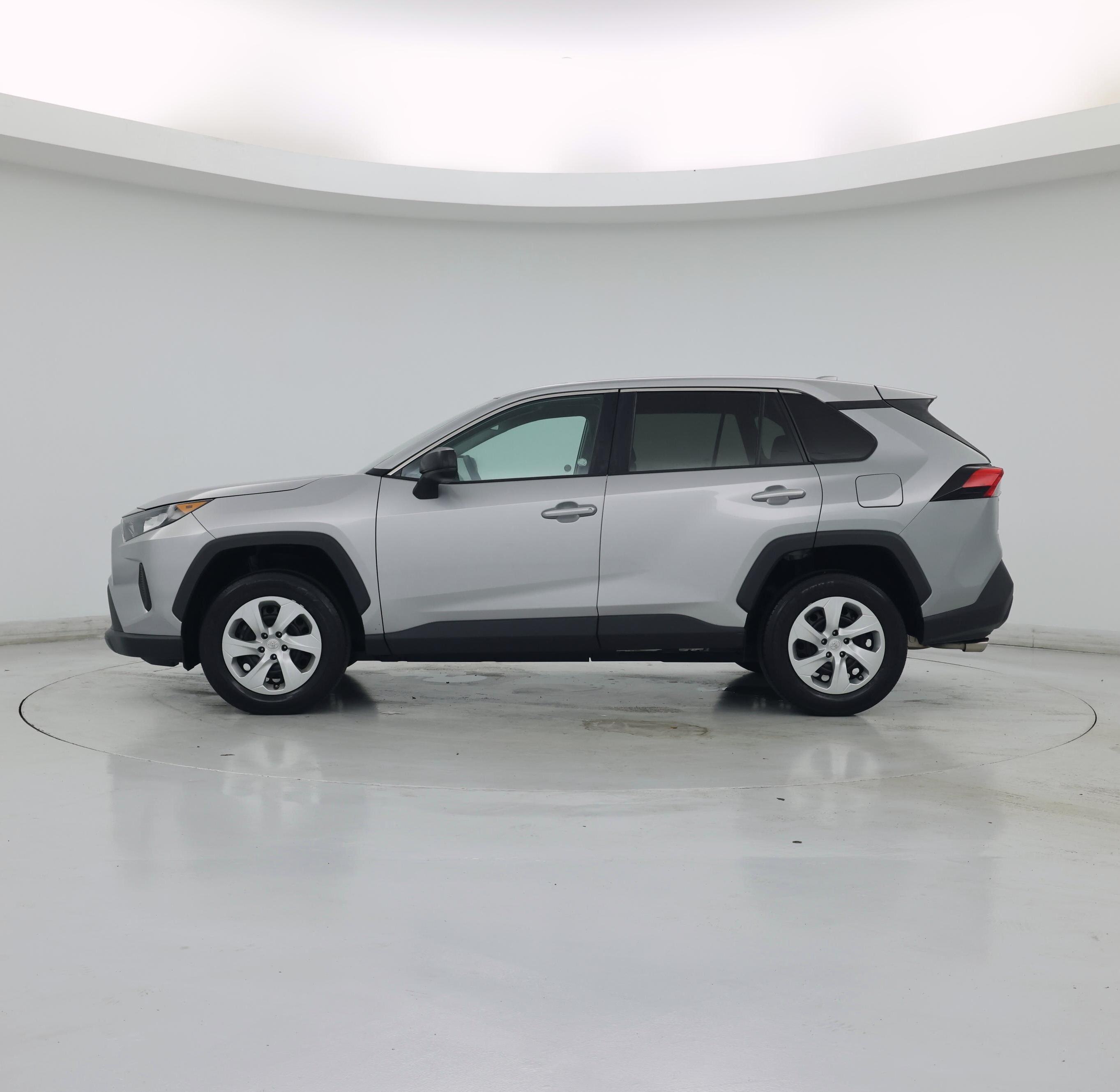 Thumbnail: 2022 Toyota RAV4 - 3