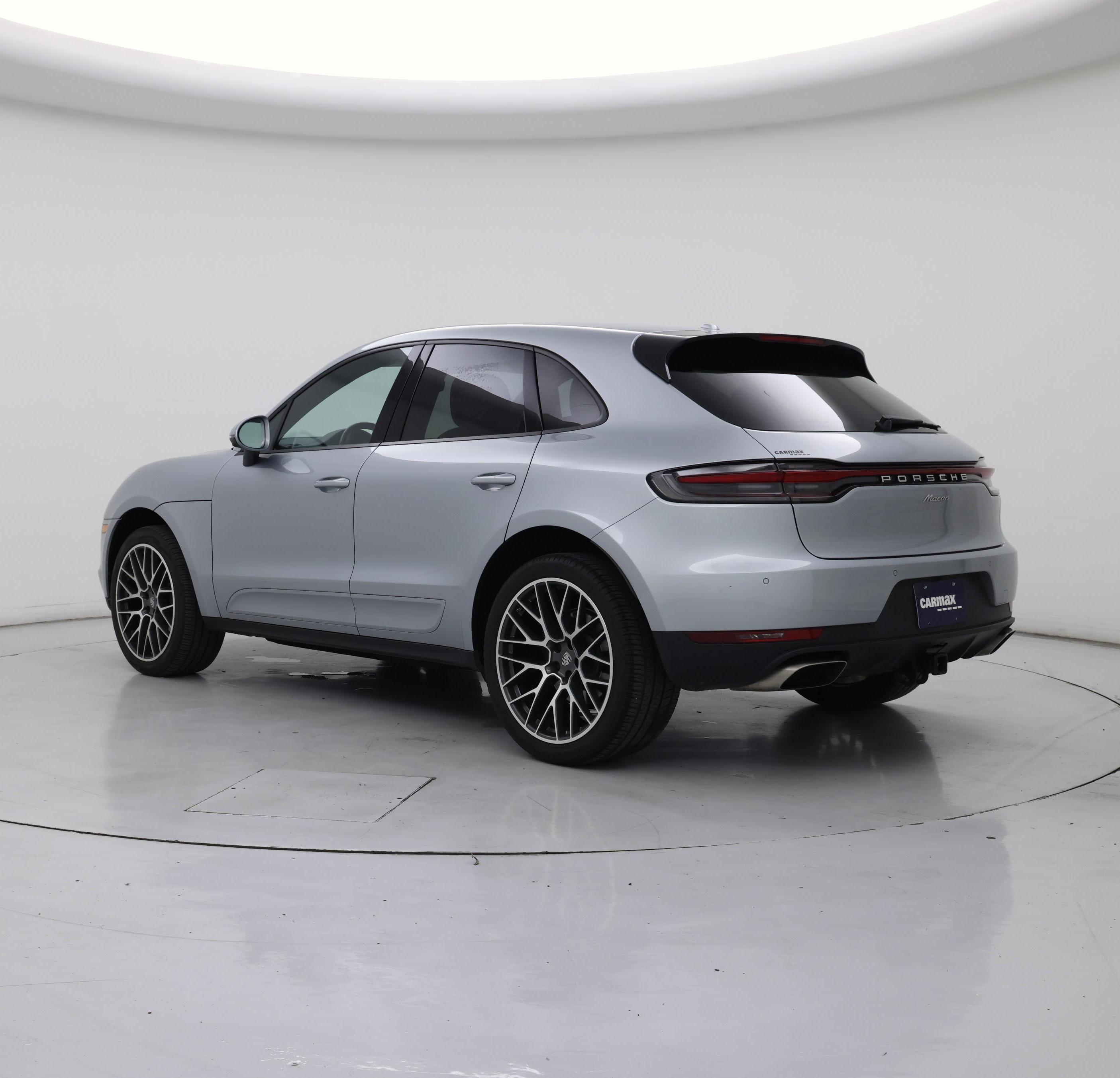 Thumbnail: 2020 Porsche Macan - 2