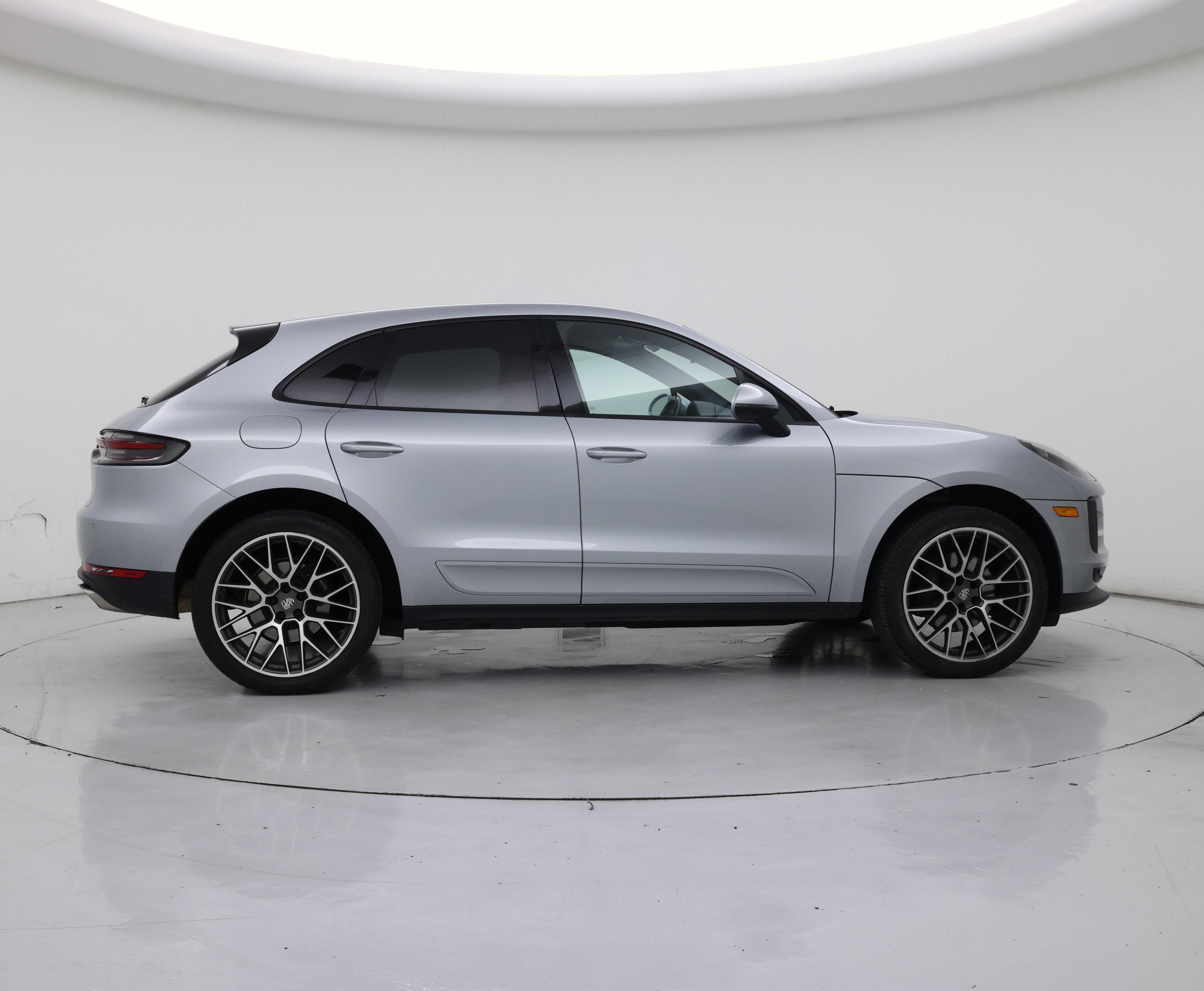 Thumbnail: 2020 Porsche Macan - 7