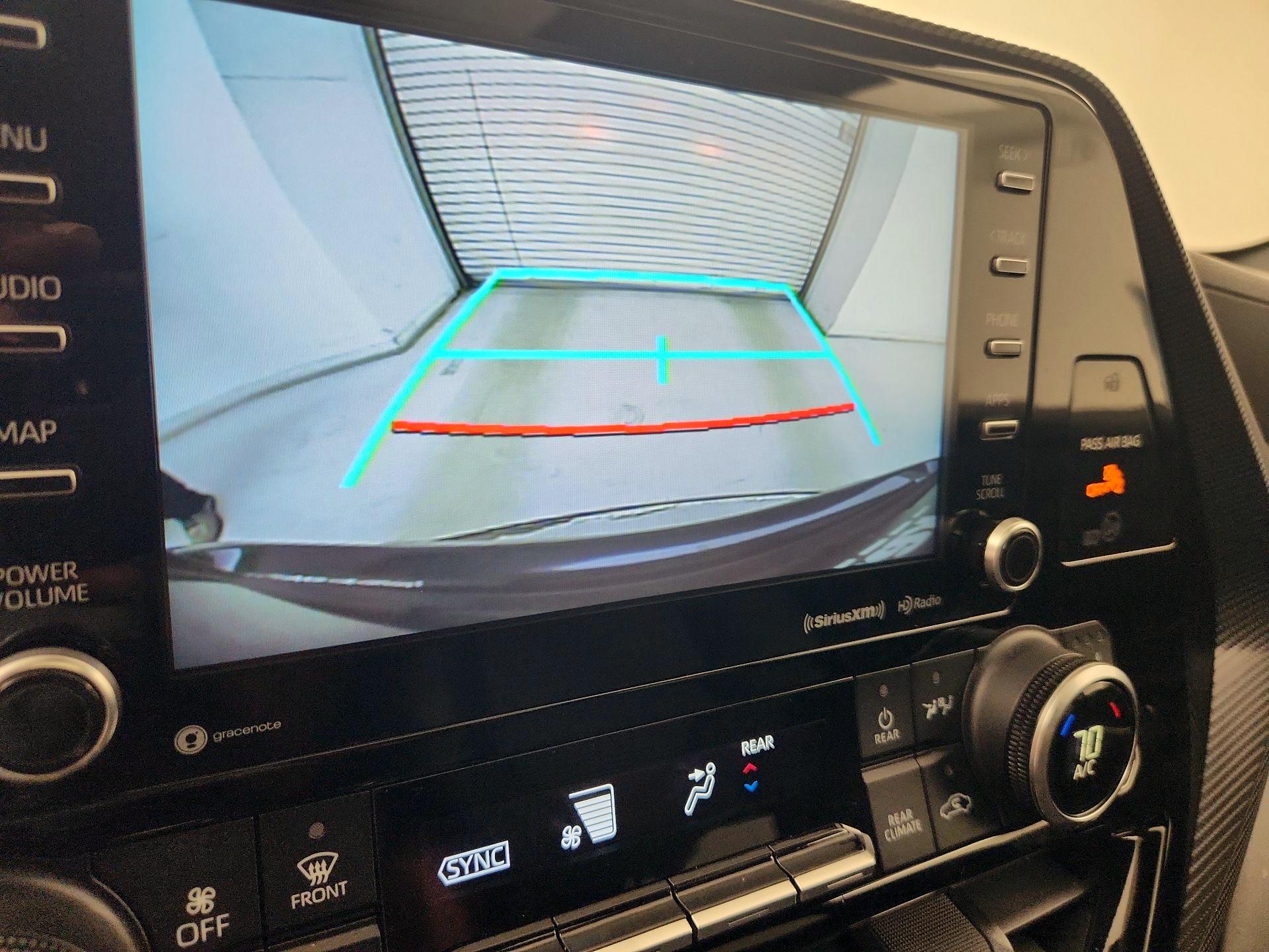 Thumbnail: 2021 Toyota Highlander - 12