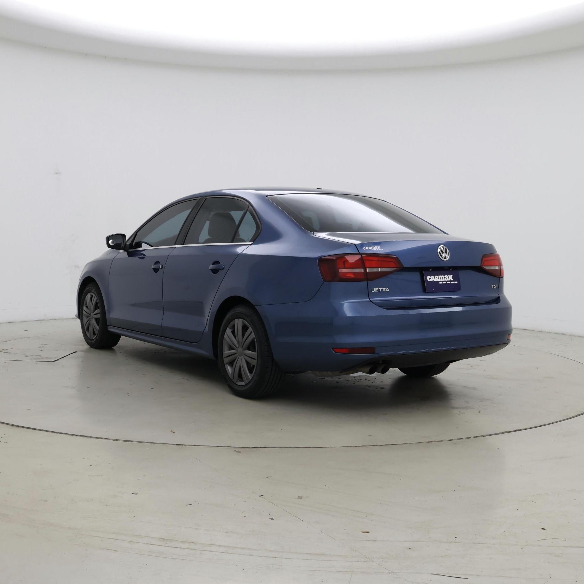 Thumbnail: 2017 Volkswagen Jetta - 2