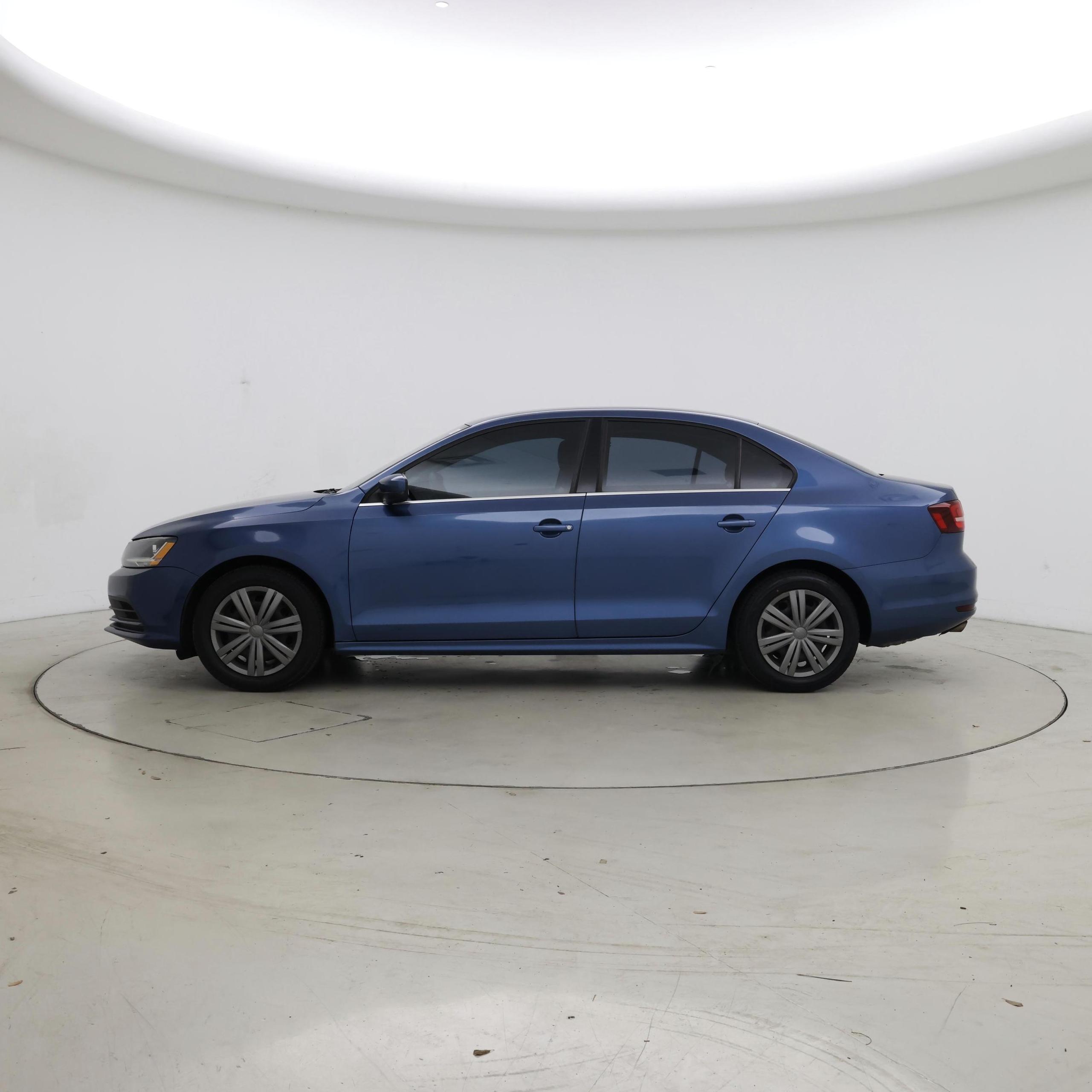 Thumbnail: 2017 Volkswagen Jetta - 3