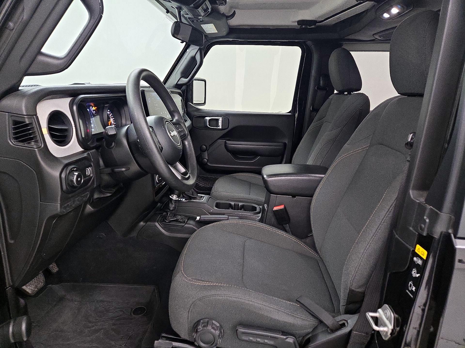 Thumbnail: 2024 Jeep Wrangler - 11