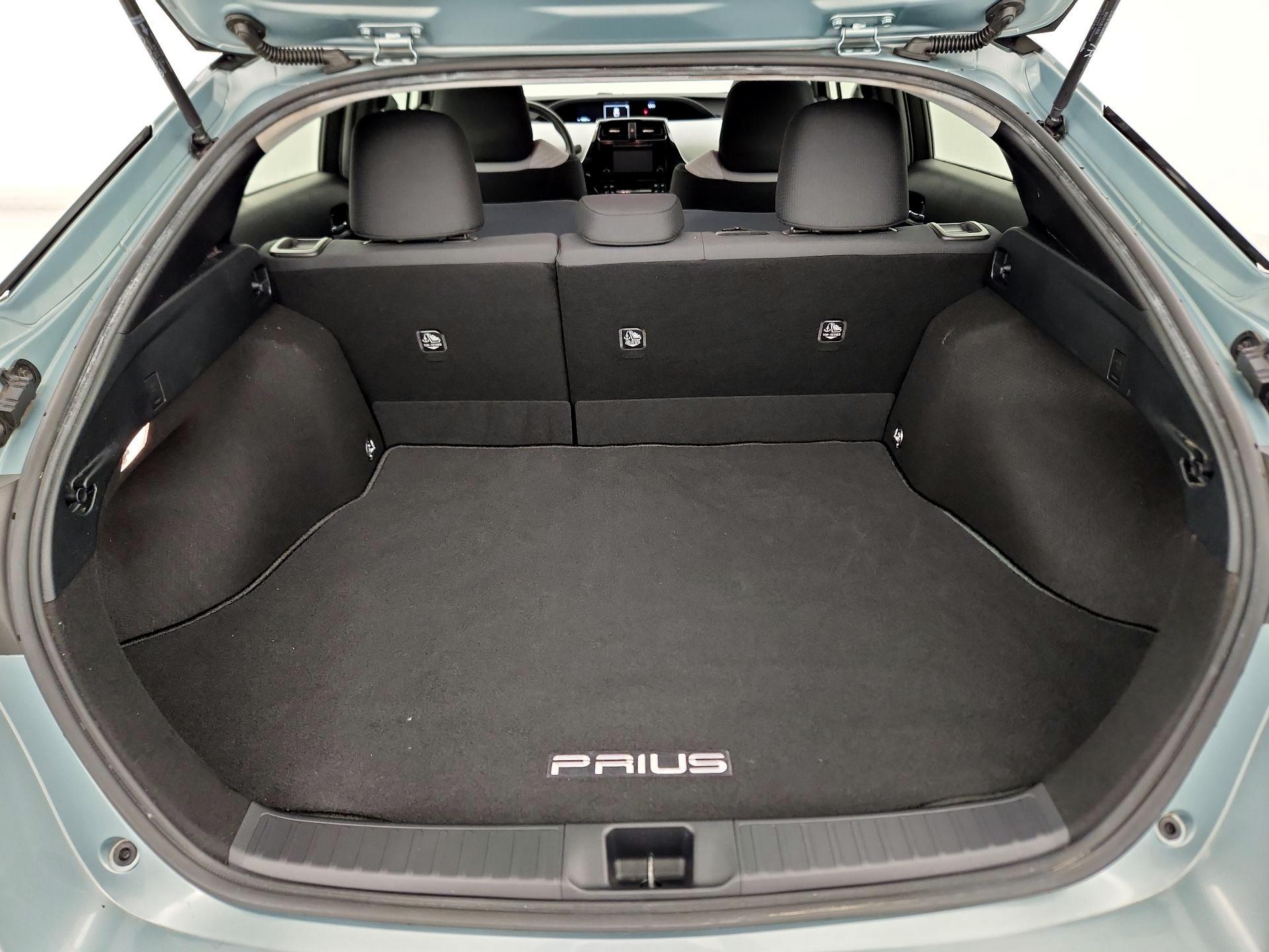 Thumbnail: 2018 Toyota Prius - 19