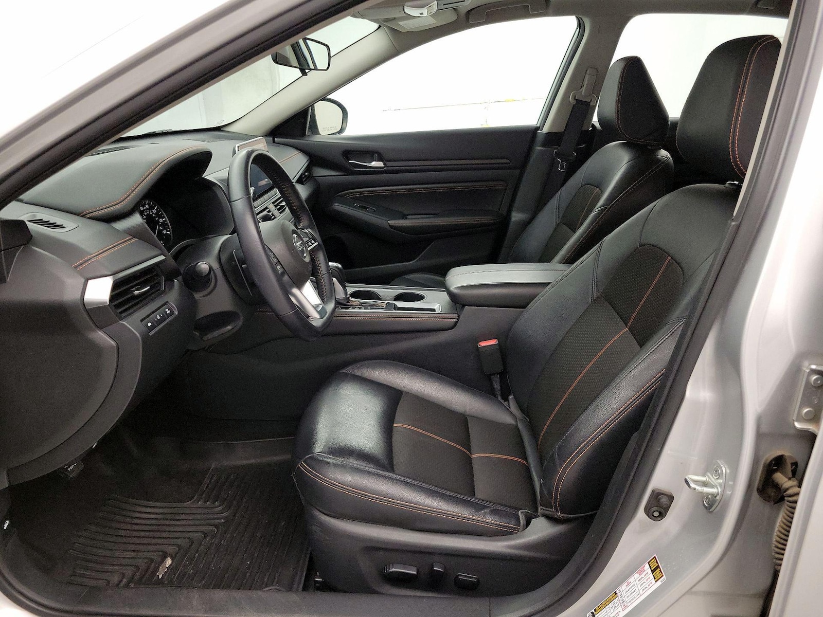 2020 Nissan Altima SR - Photo 12