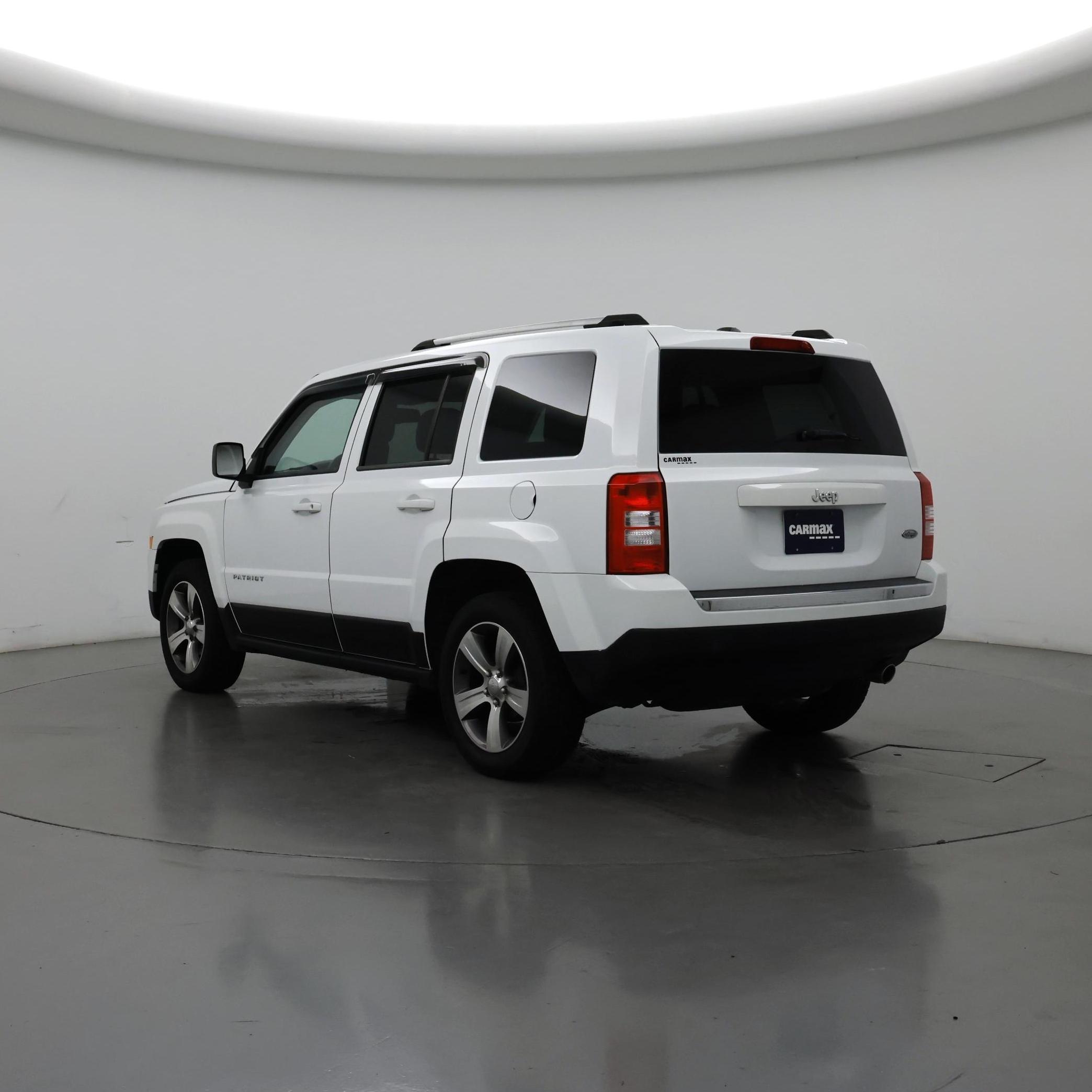 Thumbnail: 2017 Jeep Patriot - 2