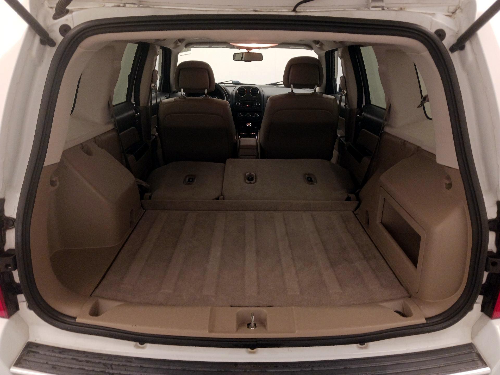 Thumbnail: 2017 Jeep Patriot - 20